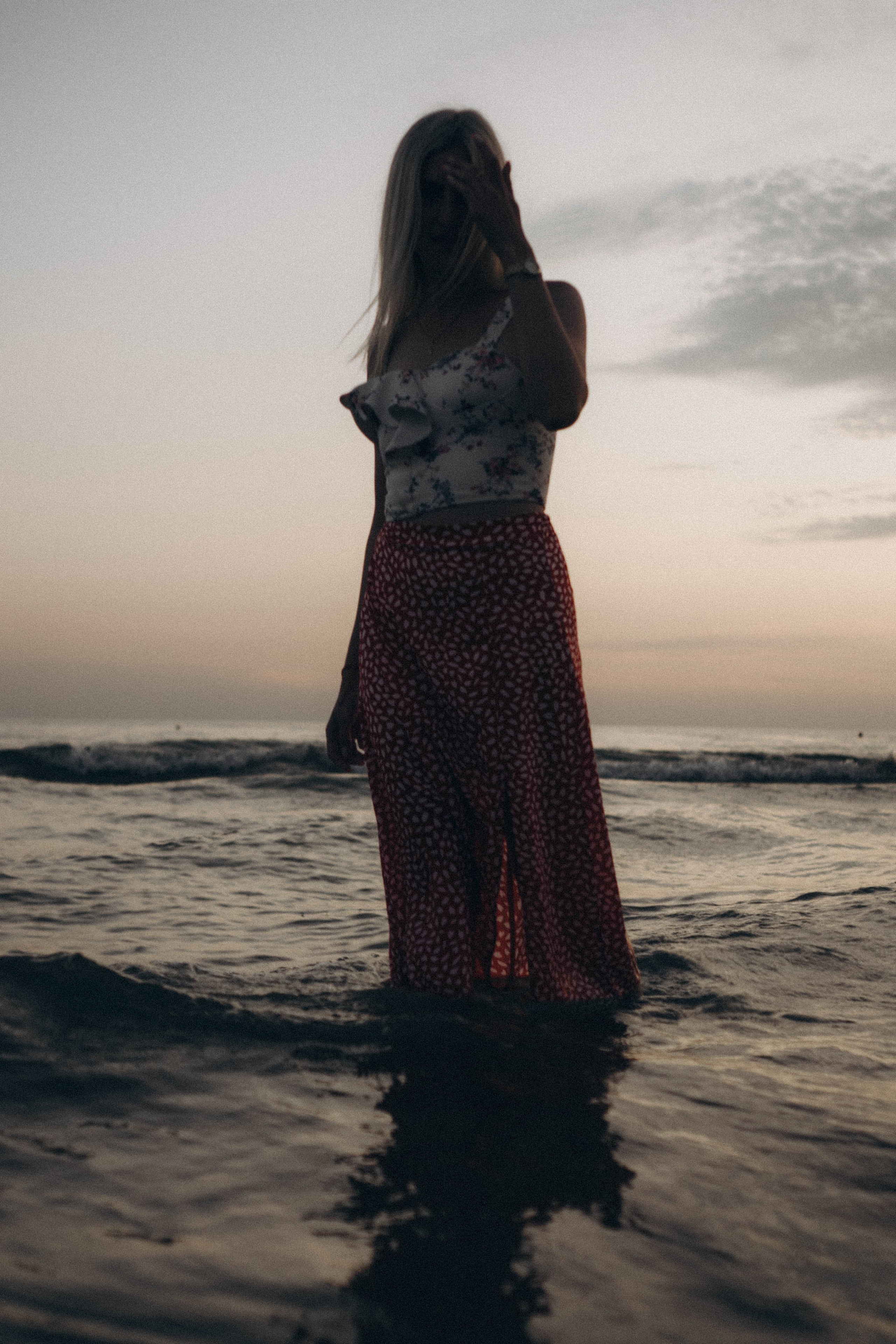 Июльский вечер на берегу черного моря. Профессиональный фотограф, Санкт-Петербург — Виктория Богомолова