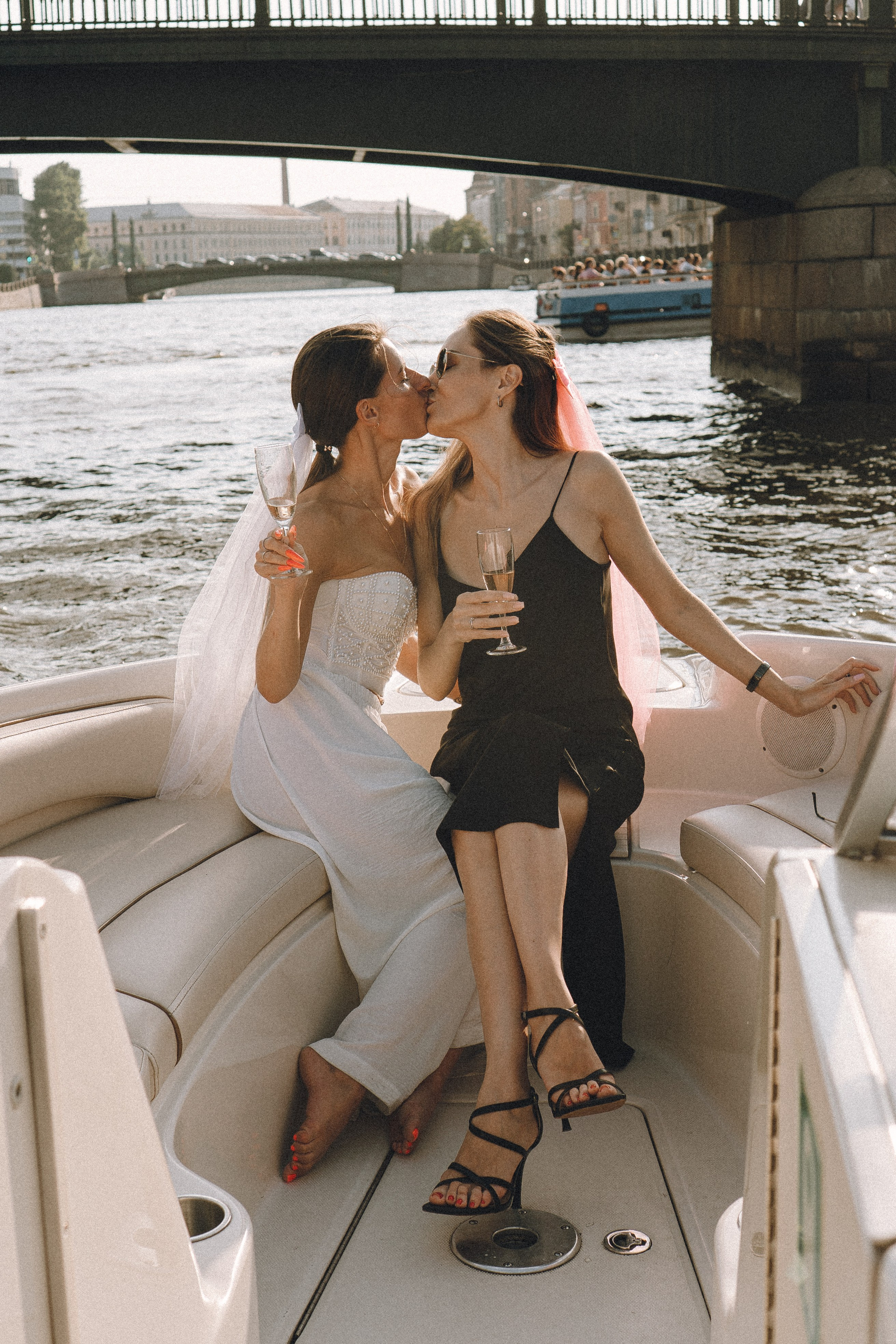 ДЕВИЧНИК НА КАТЕРЕ. Профессиональный фотограф, Санкт-Петербург — Виктория Богомолова