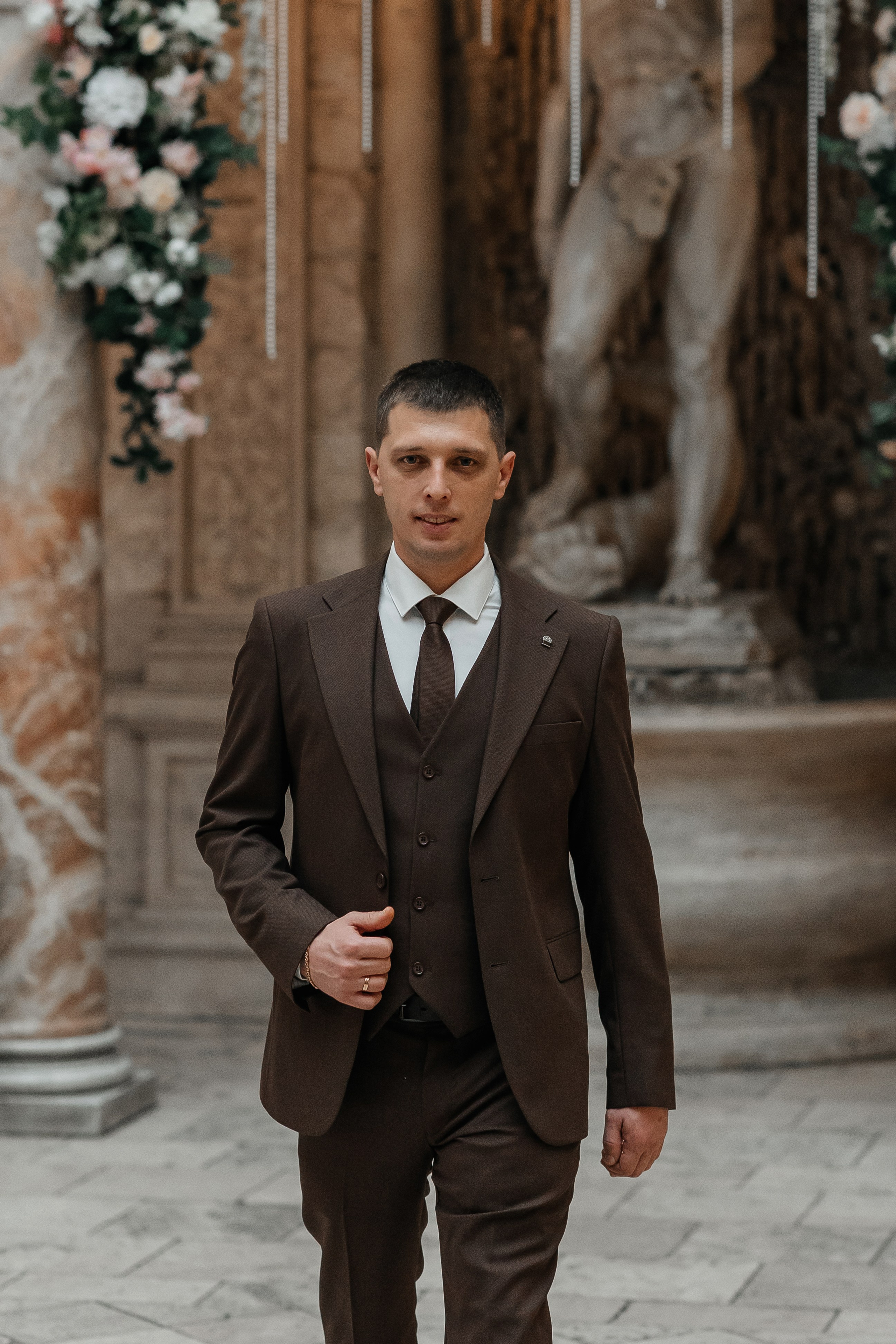 Свадебная фотосессия в ресторане Турандот. Свадебный фотограф в Москве Дарья Олендарёва