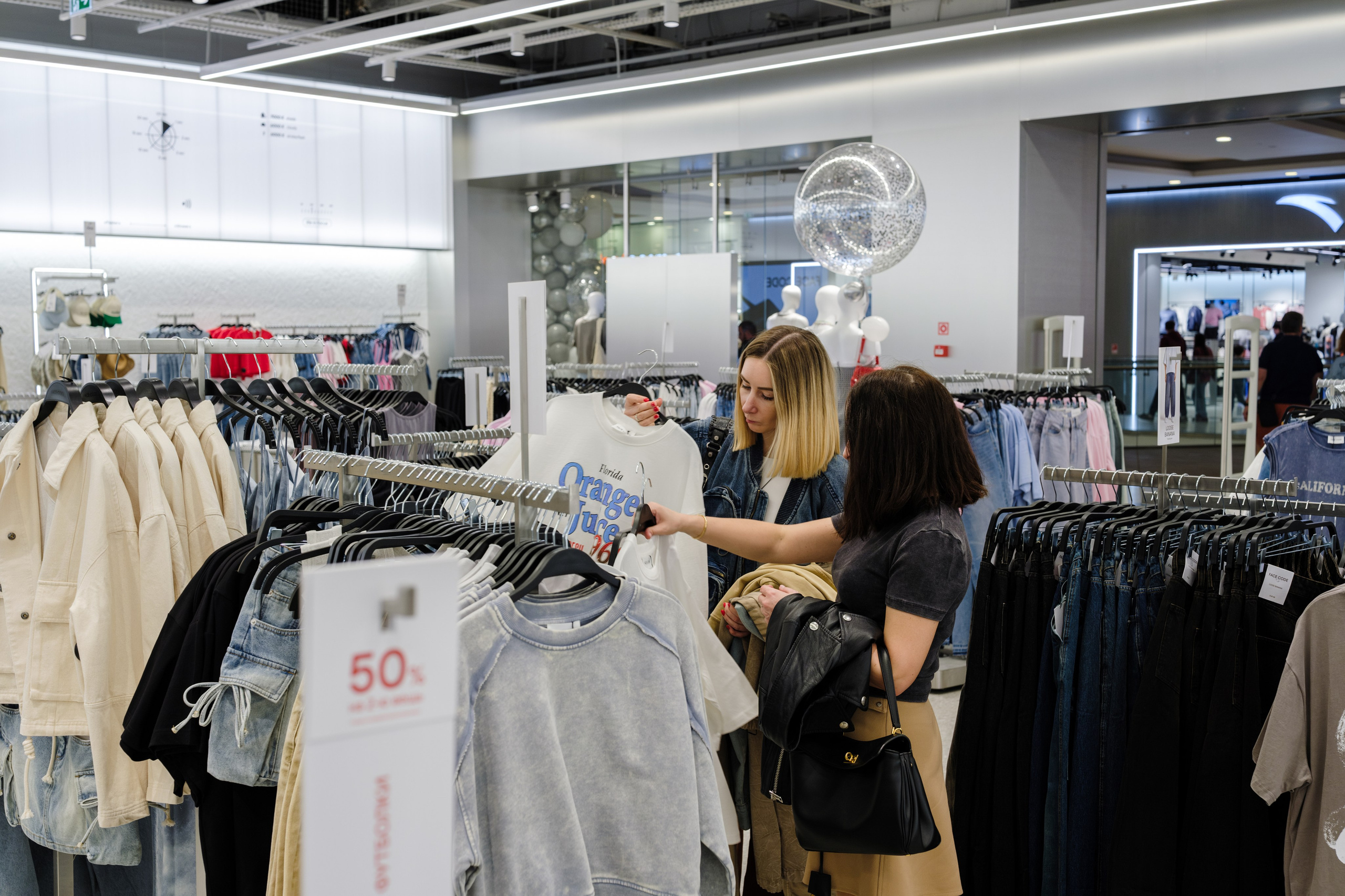 Открытие FACECODE. Репортажный и портретный фотограф в Москве Илья Спиридонов