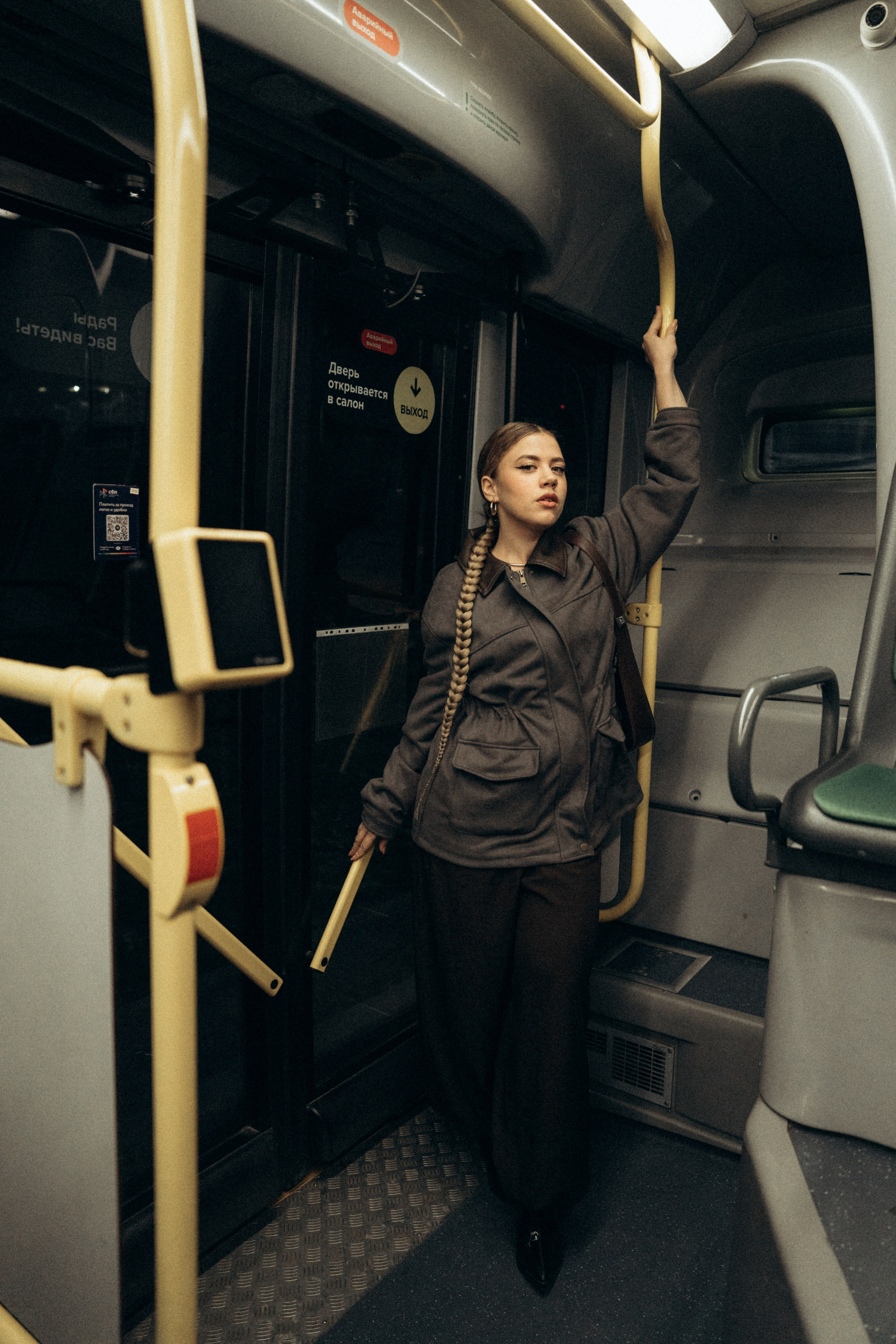 В автобусе. Фотограф и видеограф в Тюмени Екатерина Чернецкая