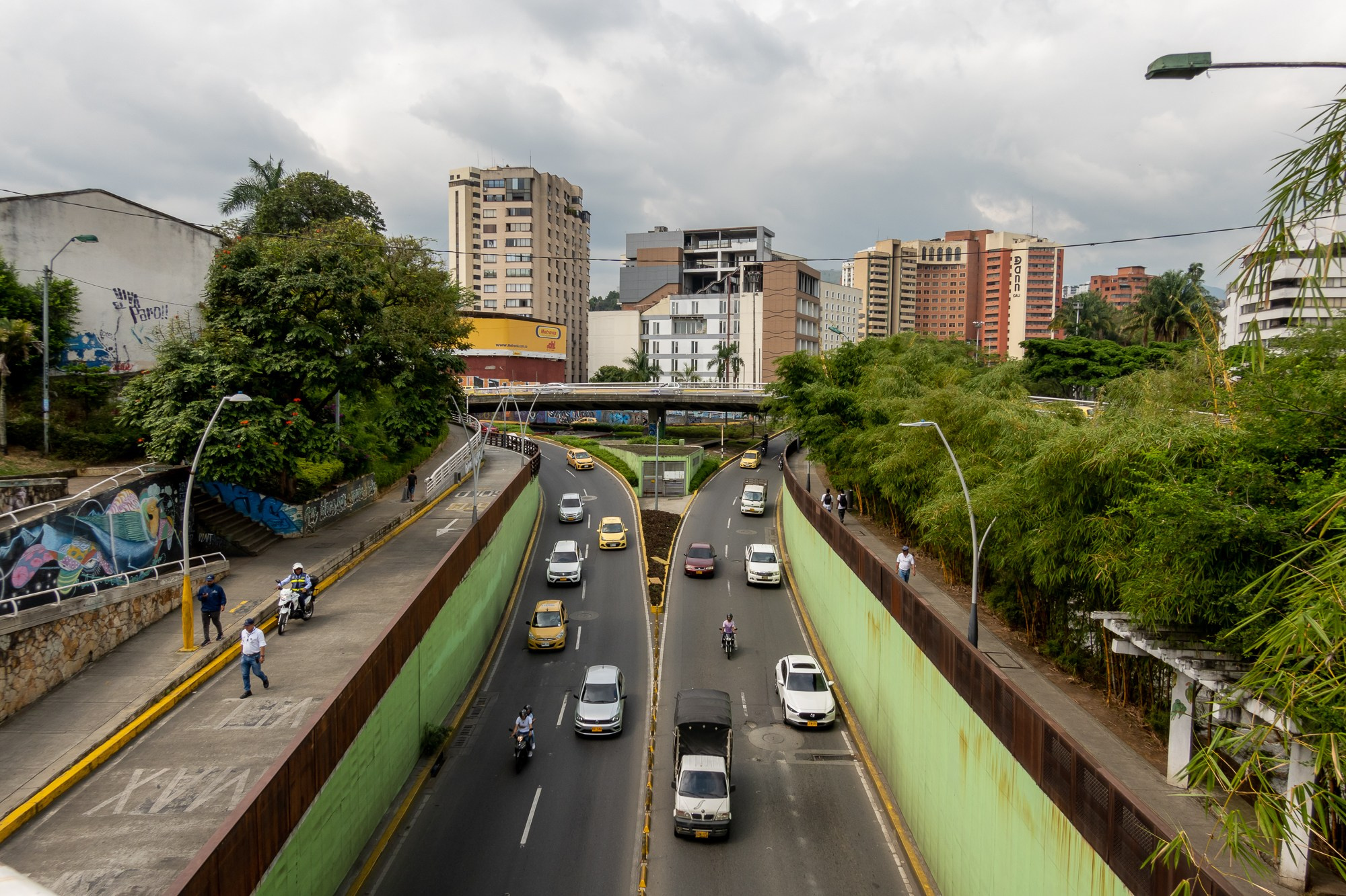 Фотограф Алексей Скоробогатько. Колумбия, г. Кали. Photographer Alexey Skorobogatko. Cali, Colombia. Фотограф Алексей Скоробогатько