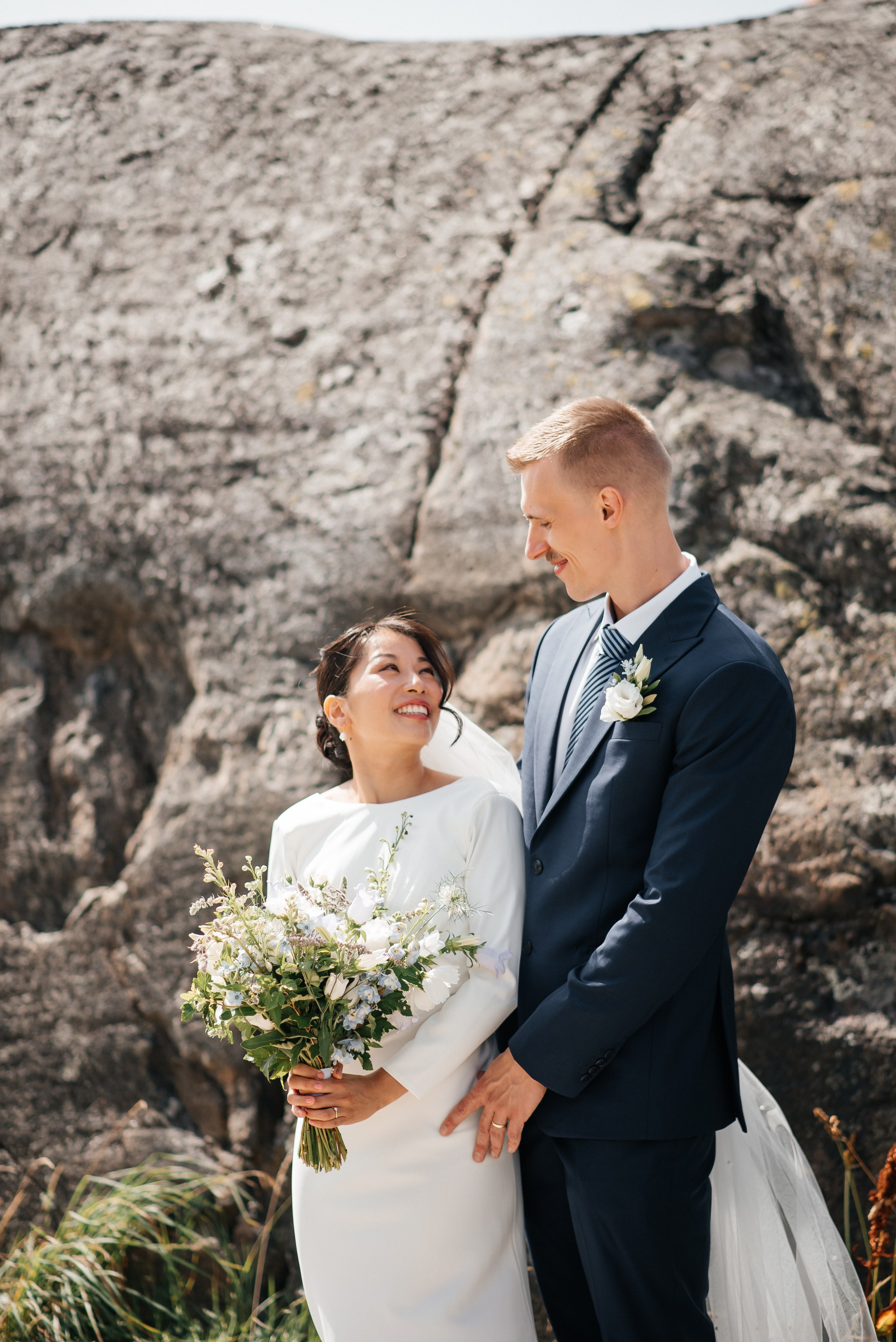 Bröllopsfotografering på Orust –Mary & Alfred. Bröllops- och familjefotograf i Halmstad | Valentina