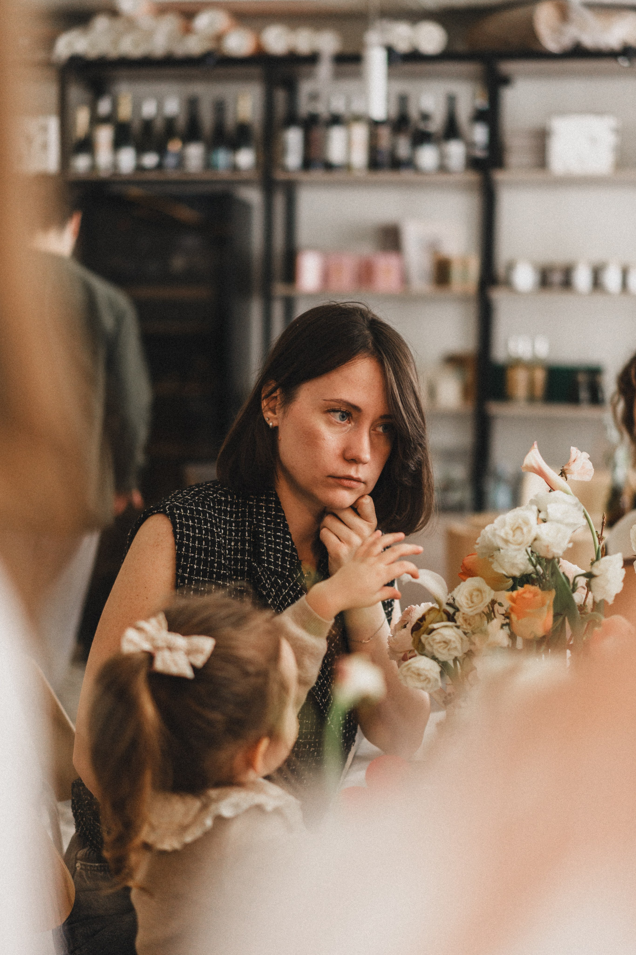 OCHEN' — цветочная встреча 14 февраля. Семейный и детский фотограф и видеограф в Москве, Серпухове и Тарусе Валерия Сорокина