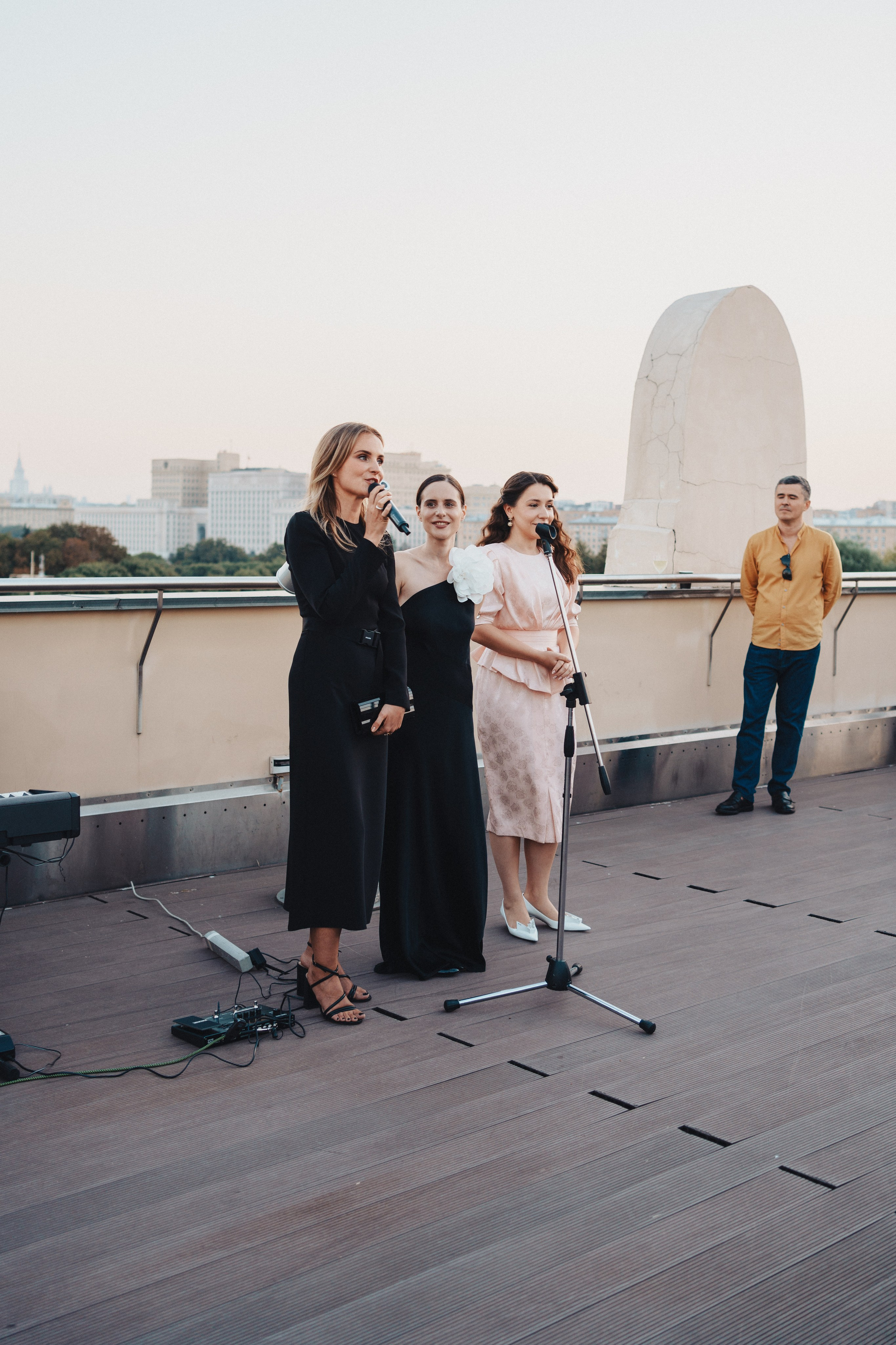 Выставка на крыше Парка Горького. Семейный и детский фотограф и видеограф в Москве, Серпухове и Тарусе Валерия Сорокина