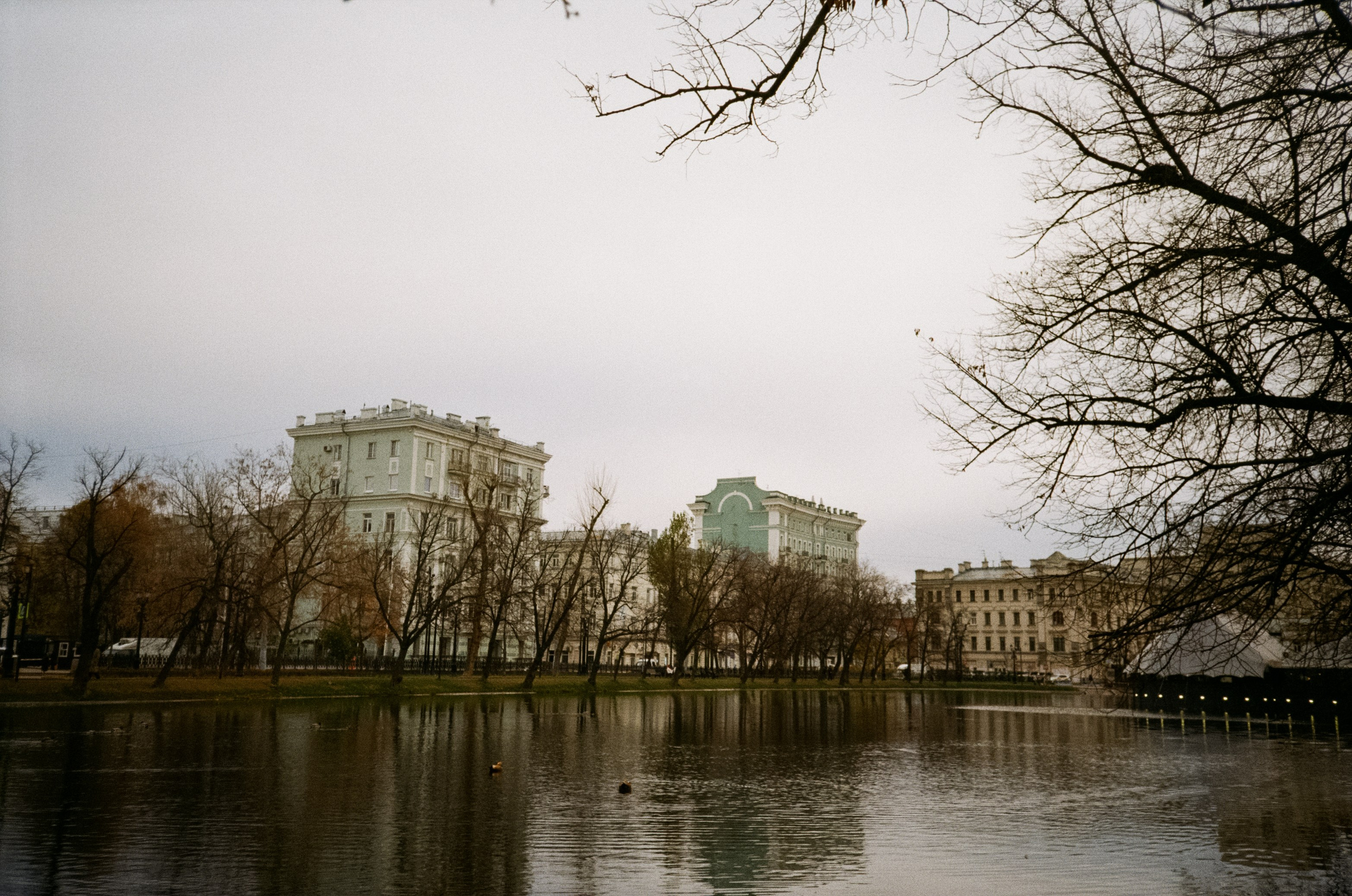 Чистые пруды, Покровка, Потаповский переулок / Cosina CX-1 / Kodak ProImage 100