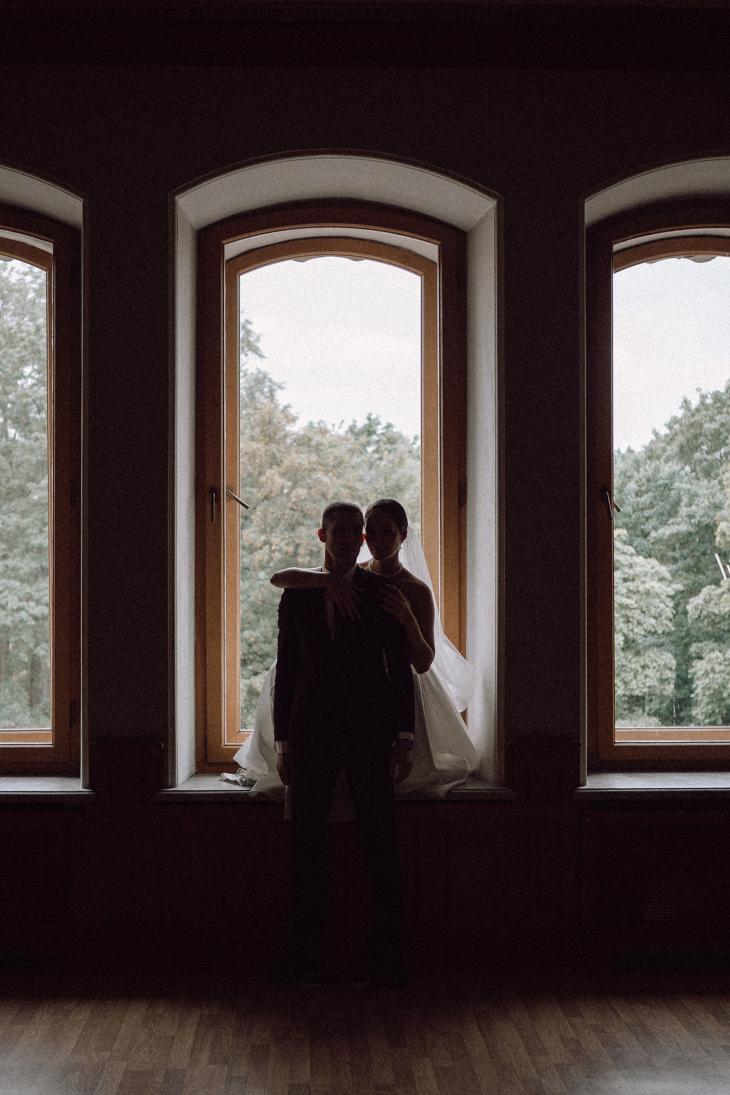 СВАДЕБНАЯ ПРОГУЛКА В САНТК-ПЕТЕРБУРГЕ (ИСАКИЕВСКИЙ СОБОР, ЗИМНЯЯ КАНАВКА, ЭРМИТАЖ И БОЛЬШАЯ МОРСКАЯ УЛИЦА). Профессиональный фотограф, Санкт-Петербург — Виктория Богомолова