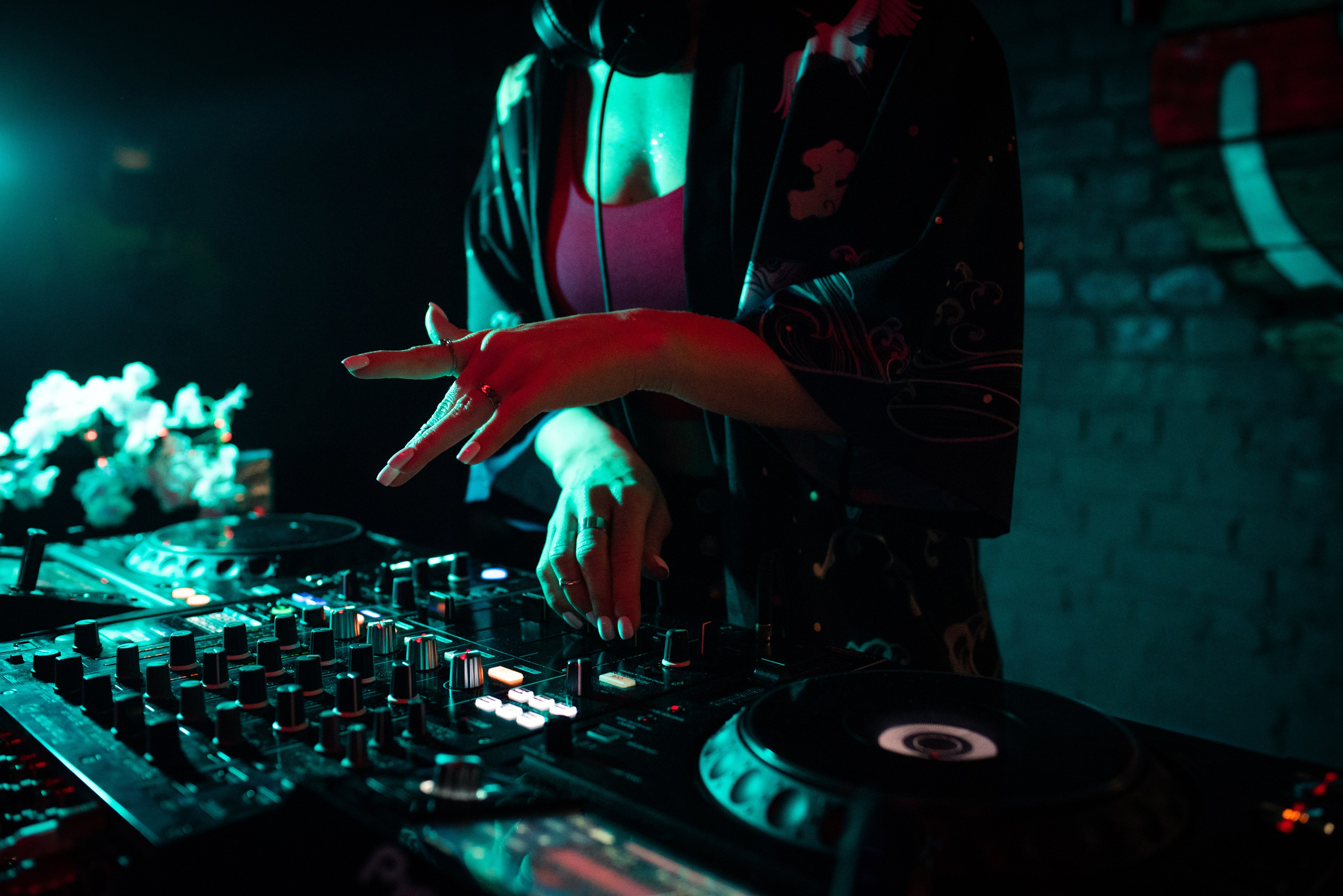 Algorithm Rave Drum and Bass Мероприятие dnb тусовка клуб рейв драмэндбейс etherea bar