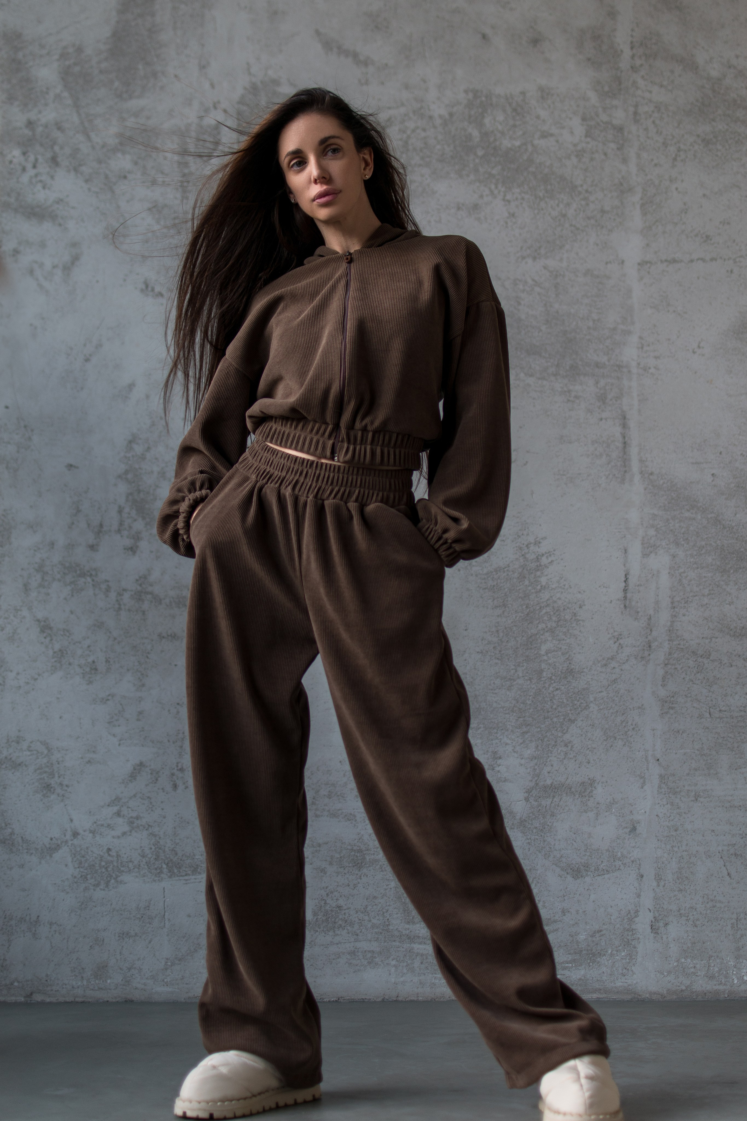 Свитера. Фотограф-ретушер в Крыму Юля Лобурец