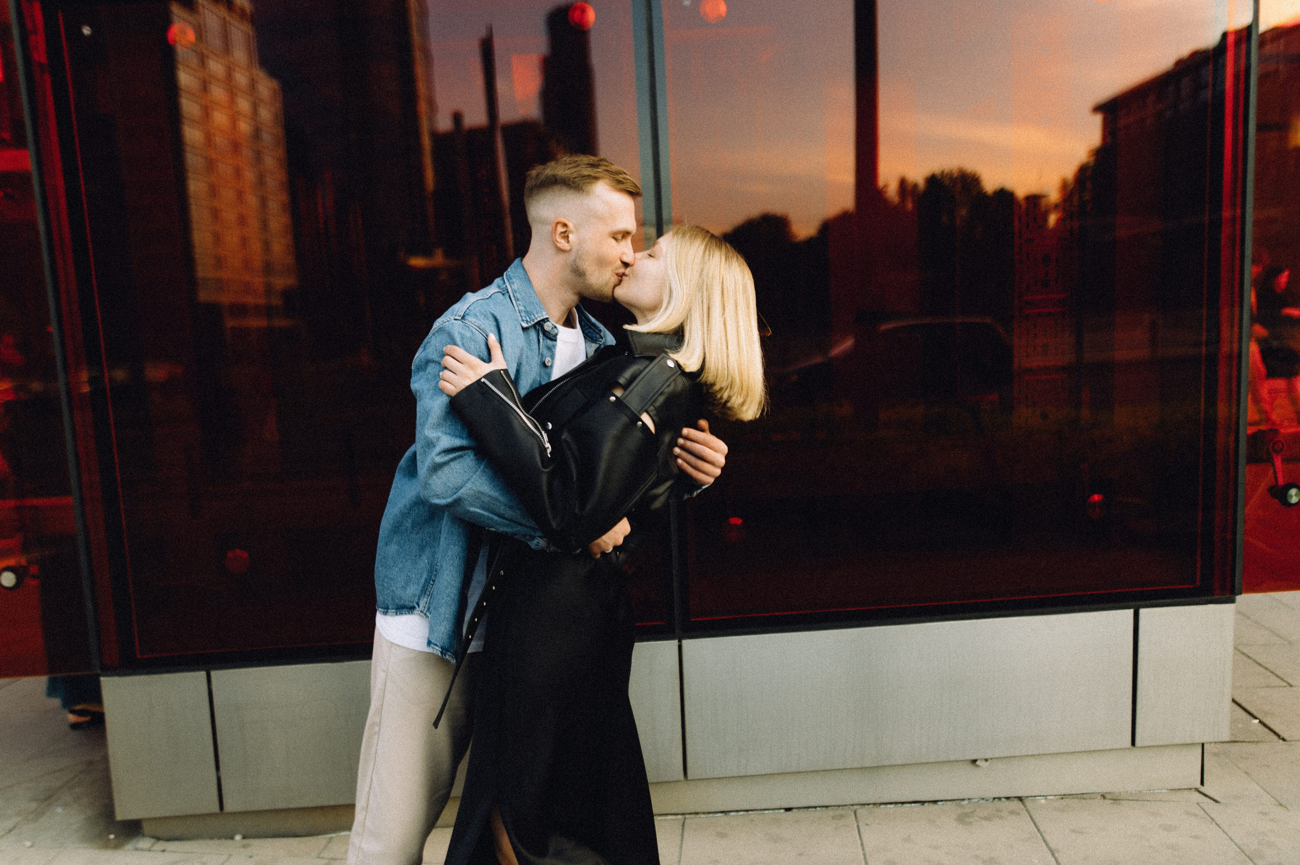 Love in Warsaw. Wedding photograph in europe Vasencev Alexey