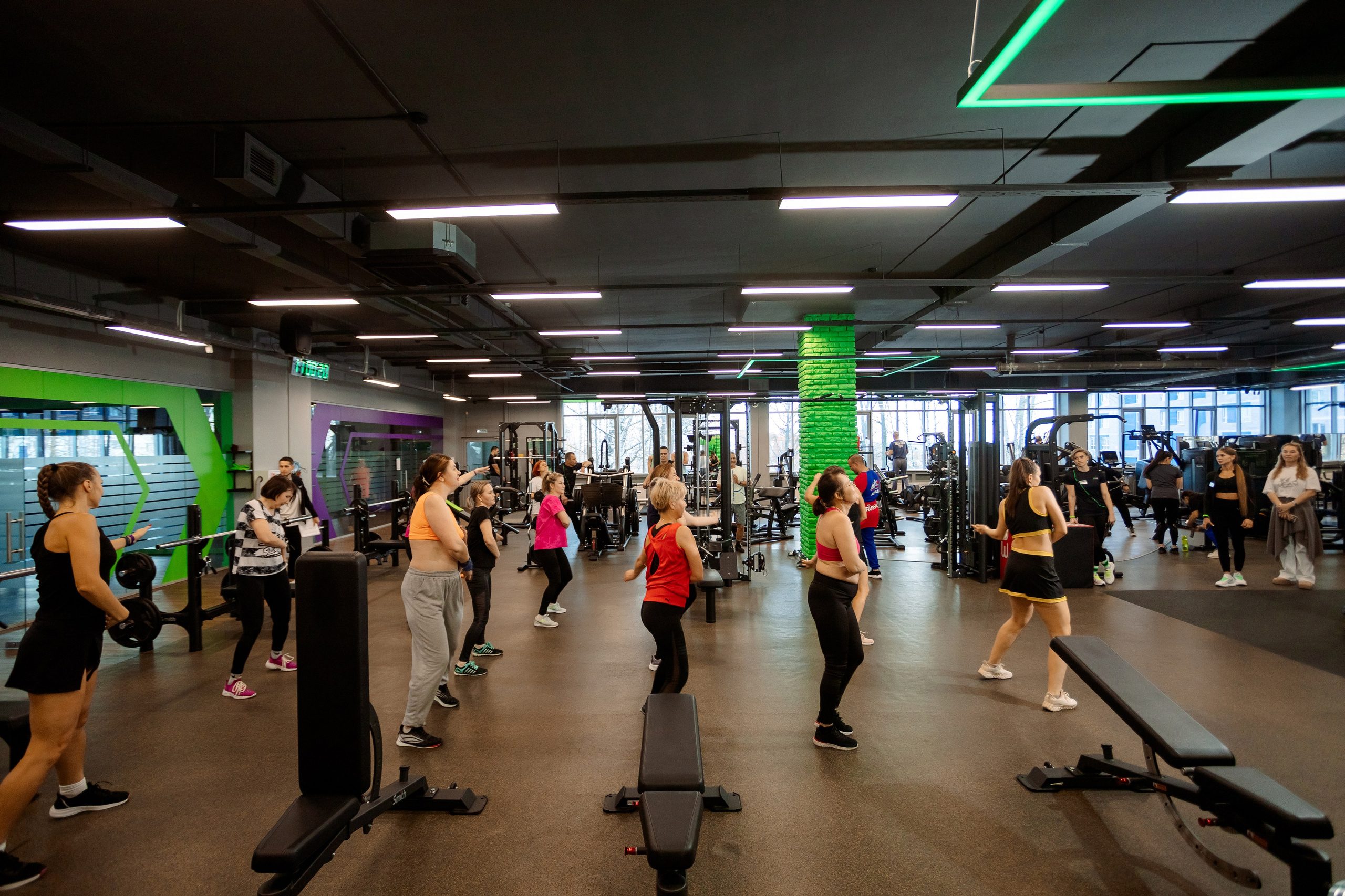 РЕПОРТАЖ: ФИТНЕСС-КЛУБ X-FIT. Профессиональный фотограф в Ижевске Леша Петров