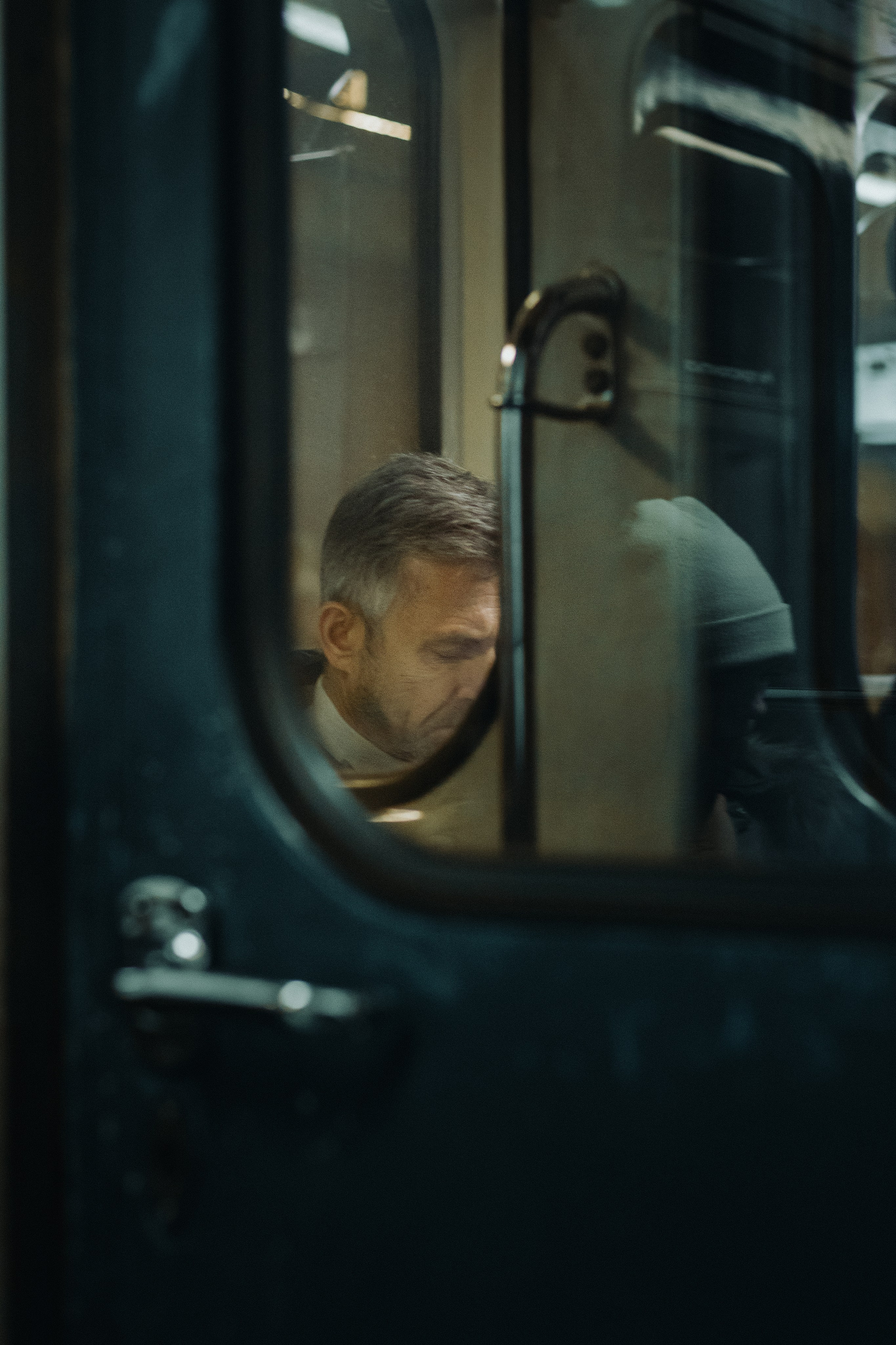 Стрит фотография Москва, Россия. Mood цвета, обработка, уроки, пресеты