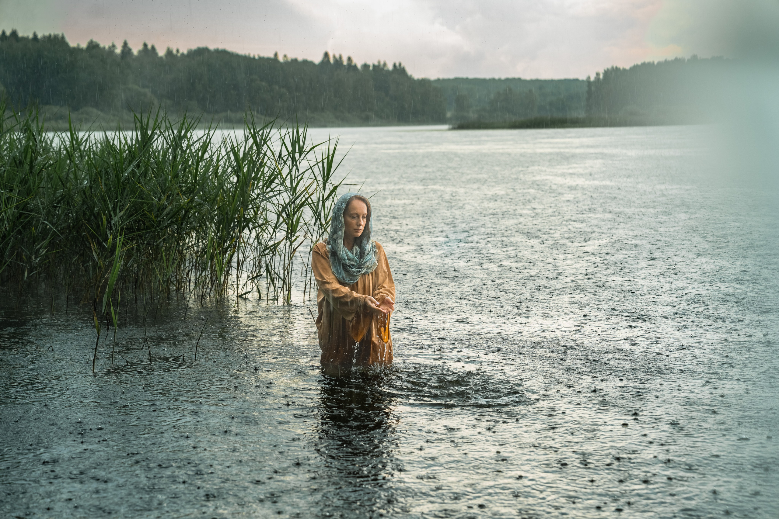 Женский портрет на природе