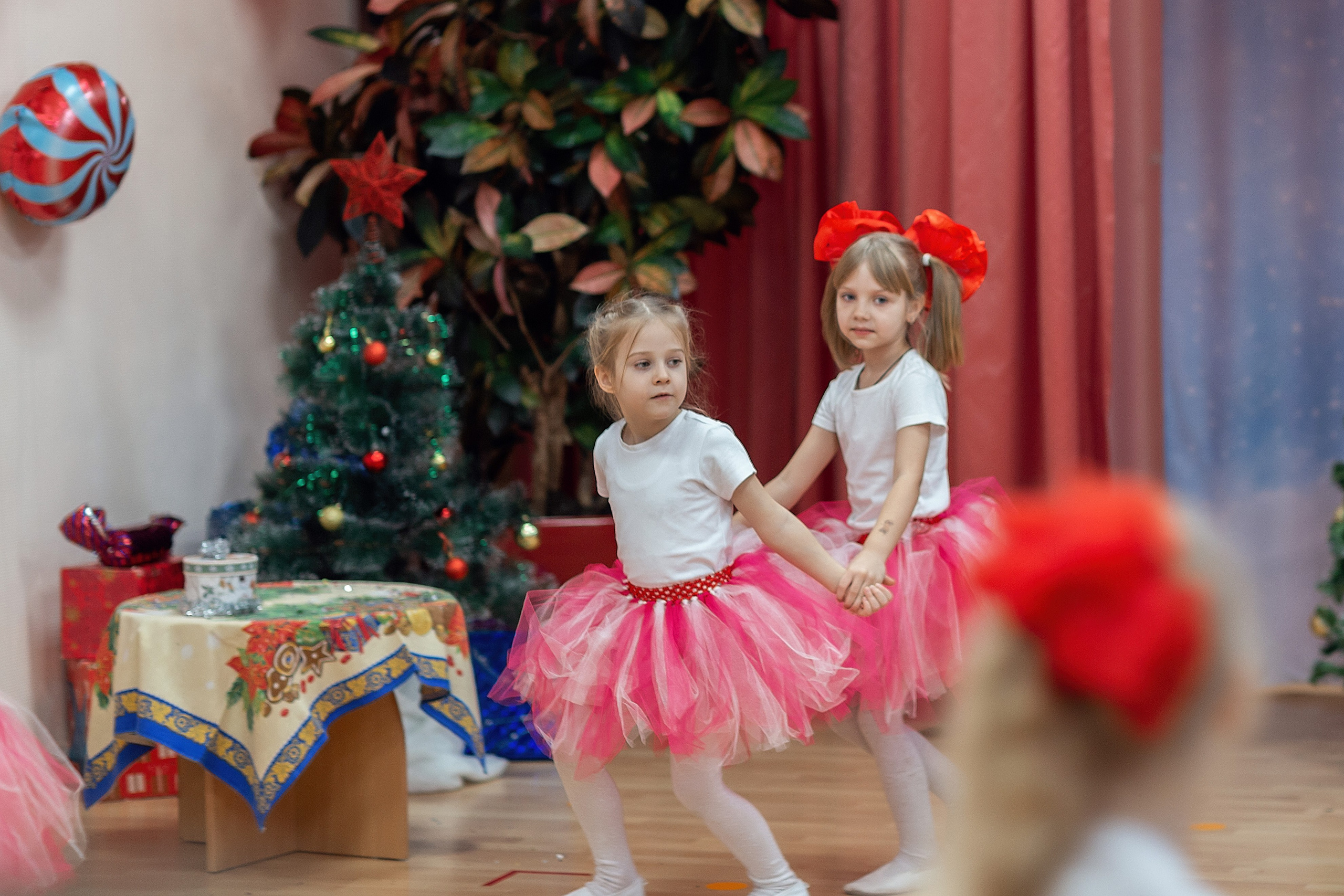 Утренник_"Карамельная фабрика» 2024. Семейный фотограф в Санкт-Петербурге