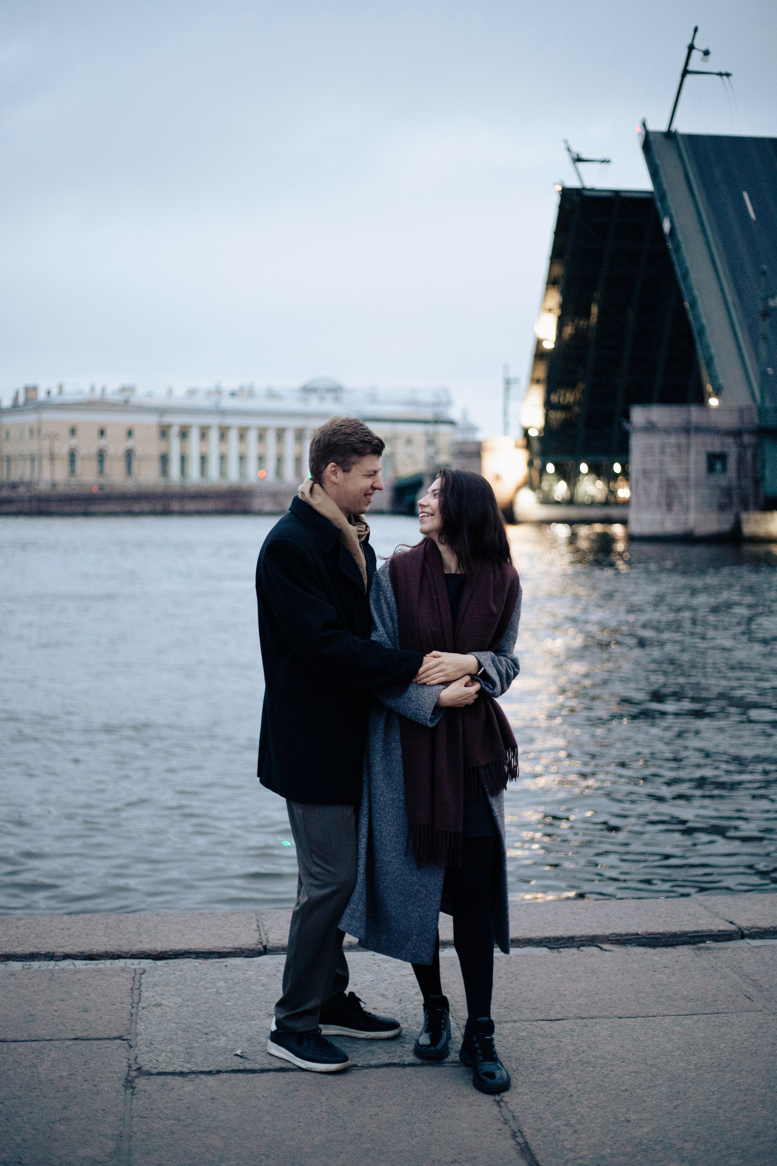 РАЗВОДНЫЕ. Петербургский фотограф — Рия