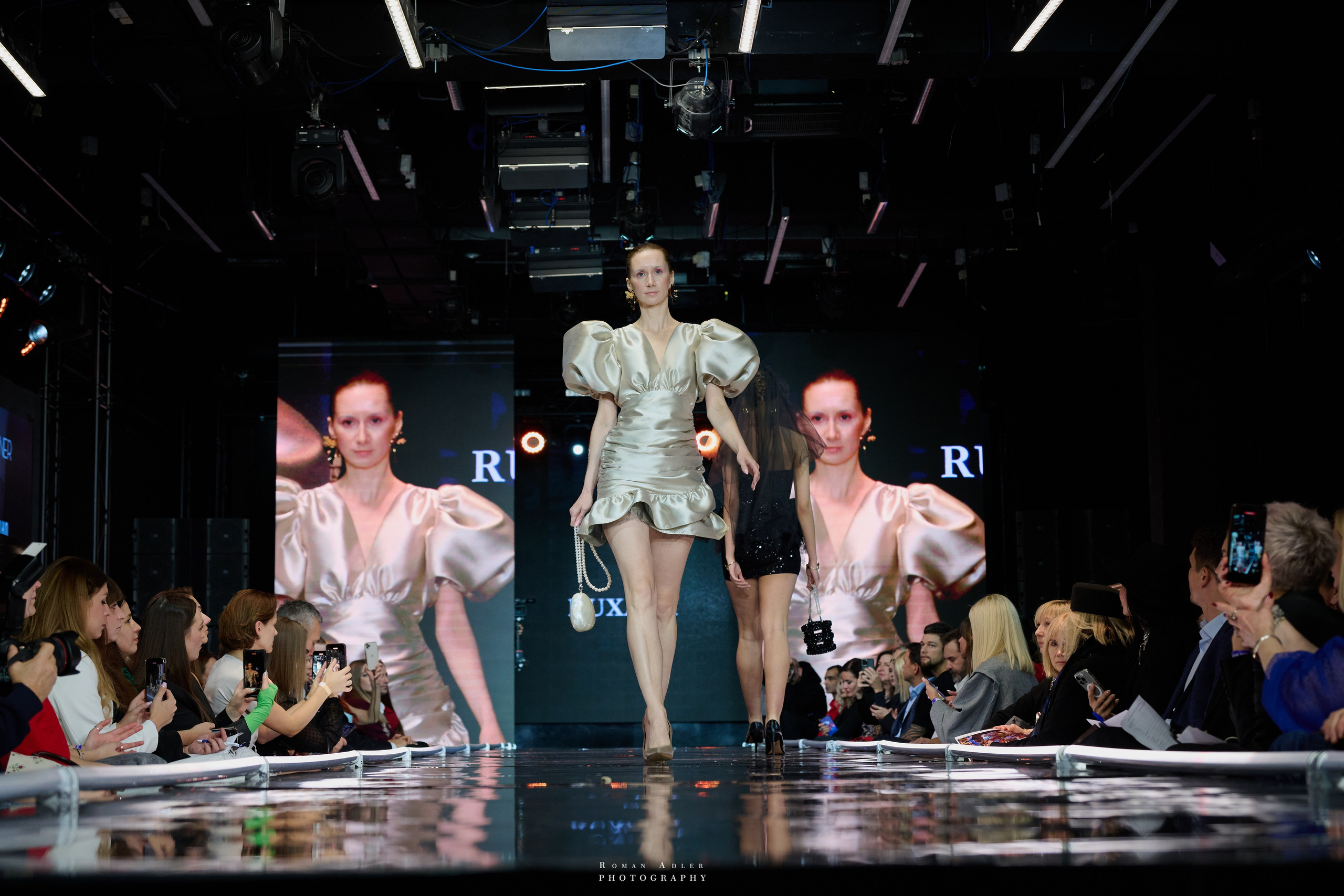МКММ ХII сезон. Фотограф Роман Адлер