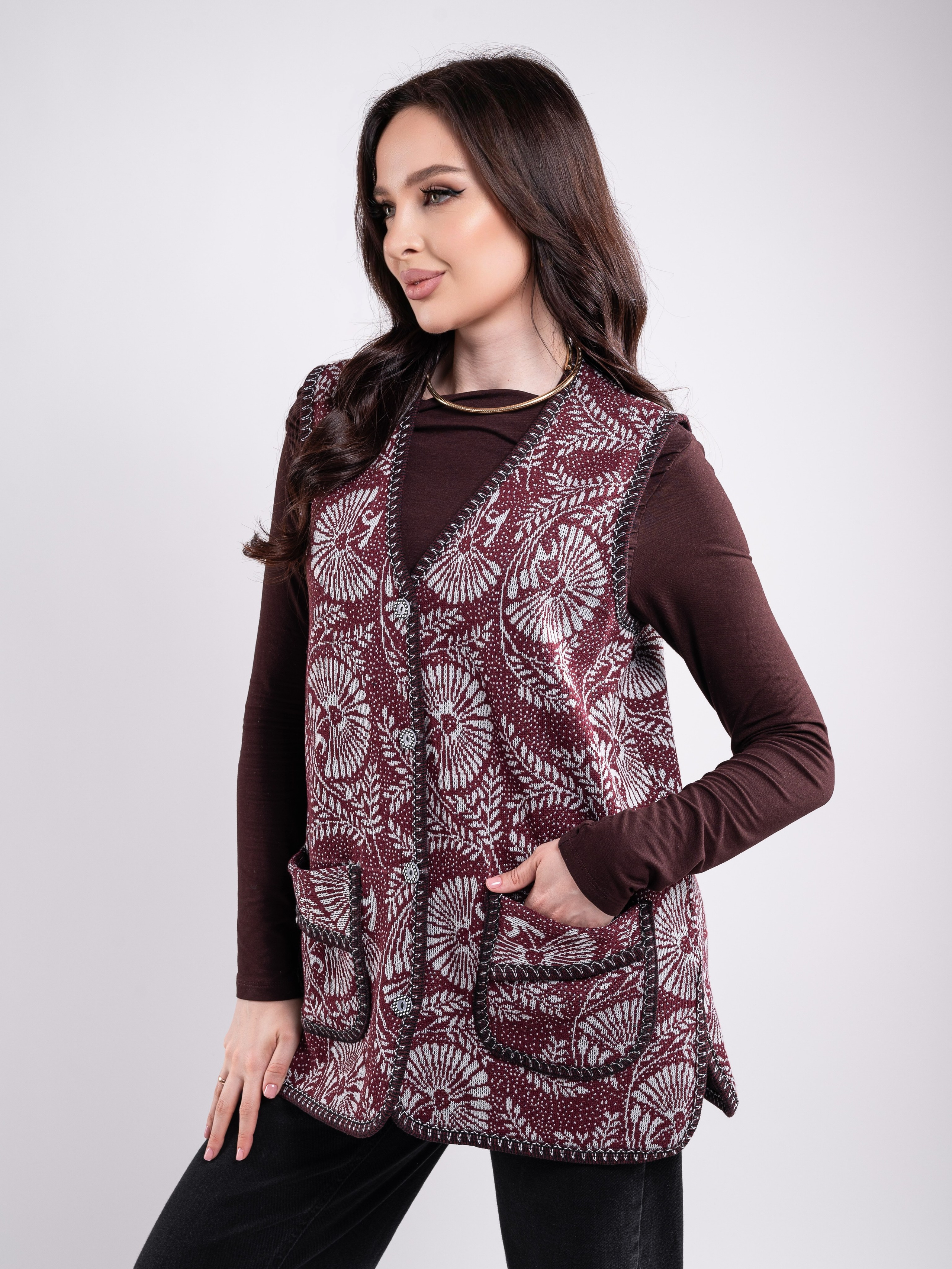 Жилеты. Предметный фотограф, фото для маркетплейсов Пятигорск, КМВ