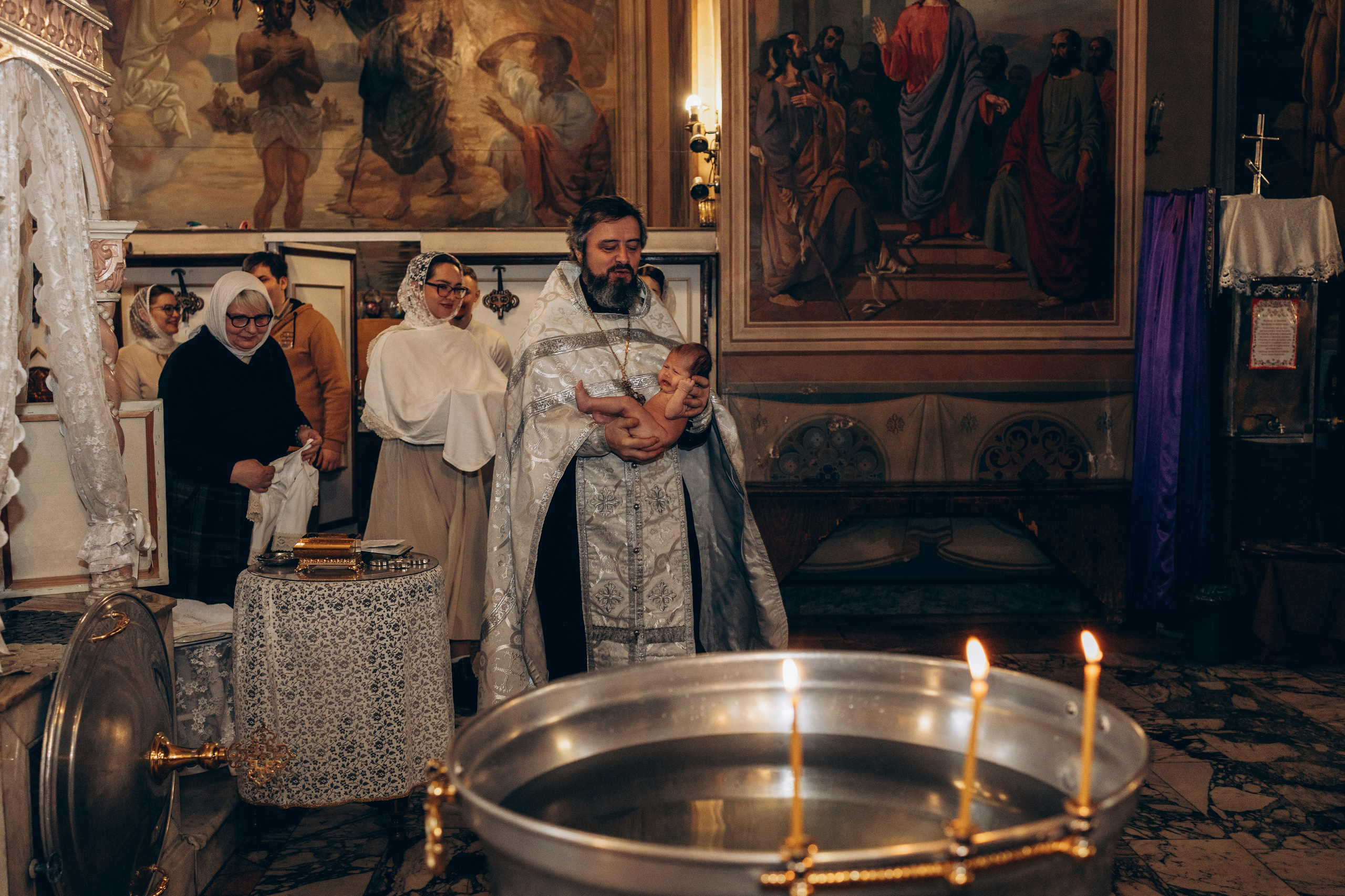 Крещение в Храме Воскресения Словущего в Даниловской Слободе. Главная