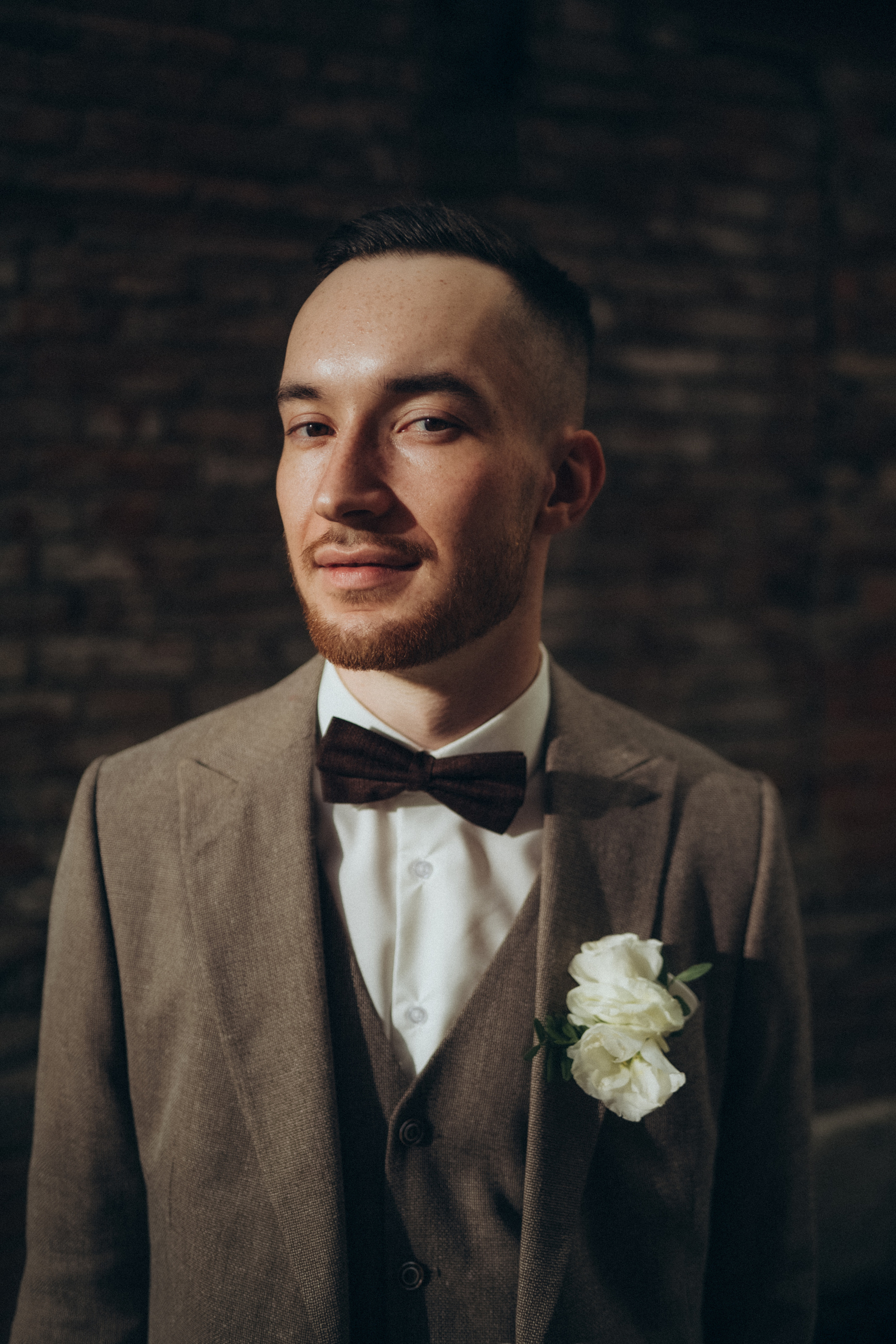 Свадебная история с старом городе. Семейный свадебный фотограф Екатеринбург Первоуральск Шарнина Алёна