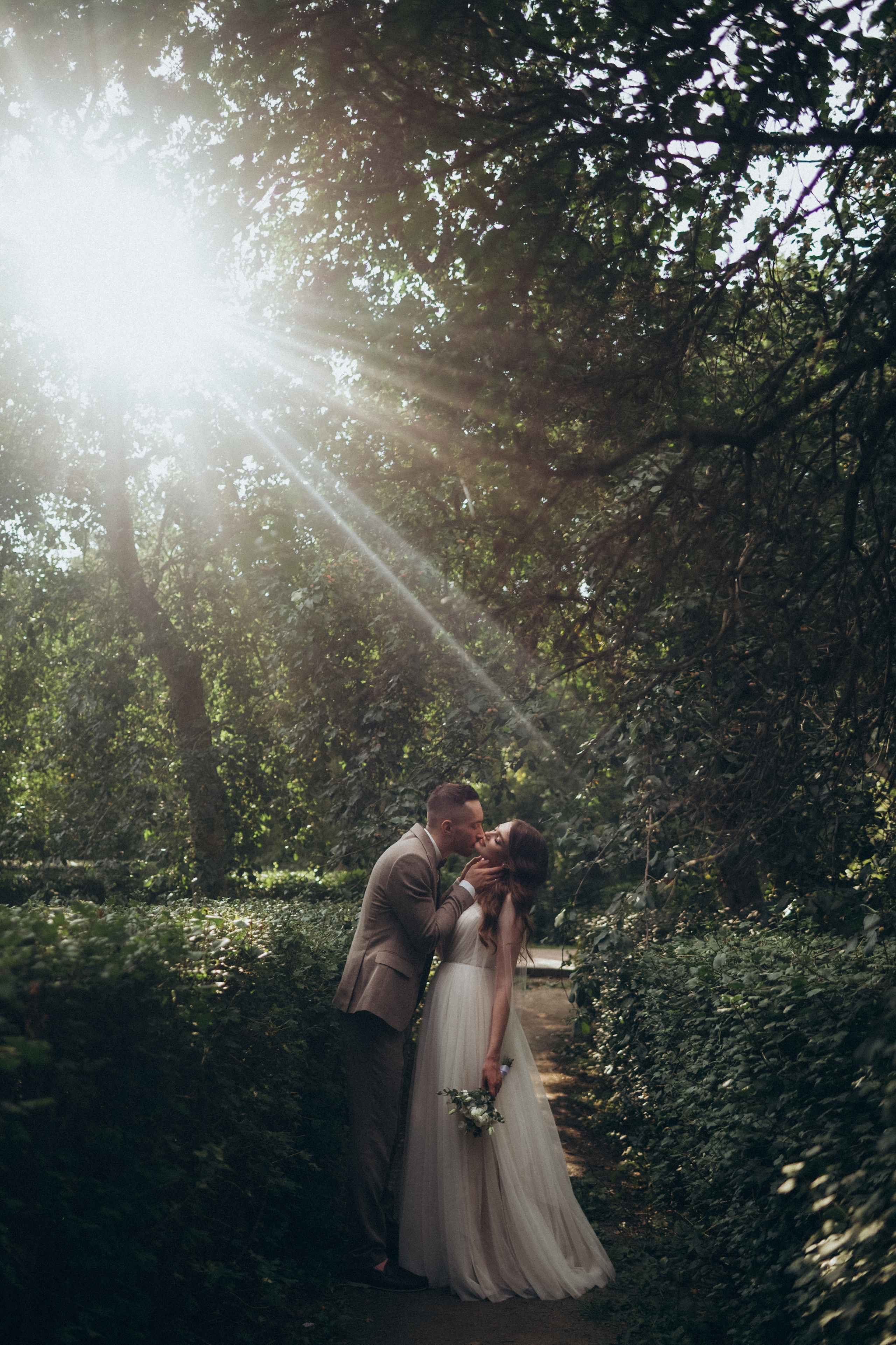 Свадебная история с старом городе. Семейный свадебный фотограф Екатеринбург Первоуральск Шарнина Алёна