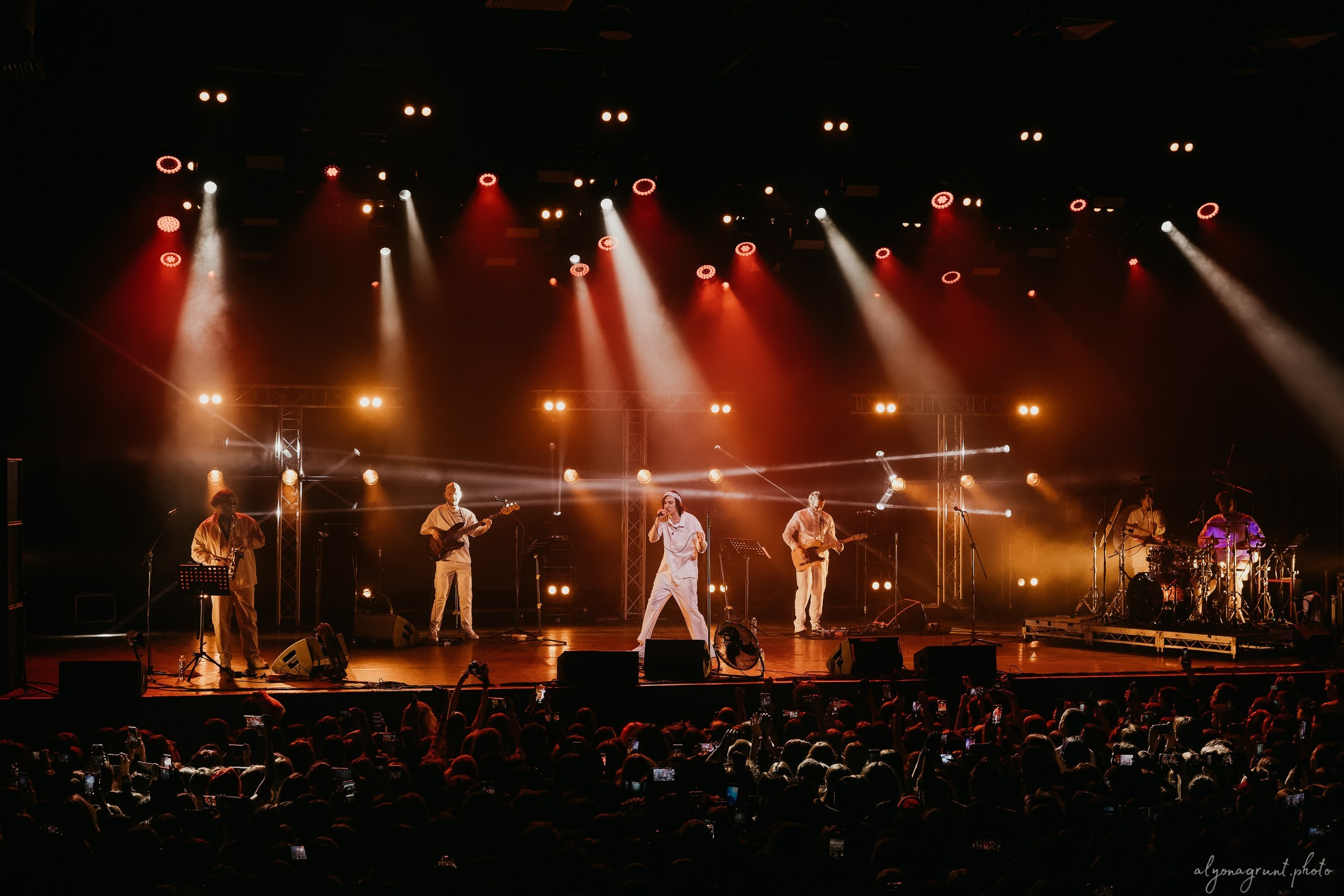 Концерт группы Дайте Танк (!), фоторепортаж СПб, А2, 21.03.2025. Алена Адрианова: фотограф в Санкт-Петербурге