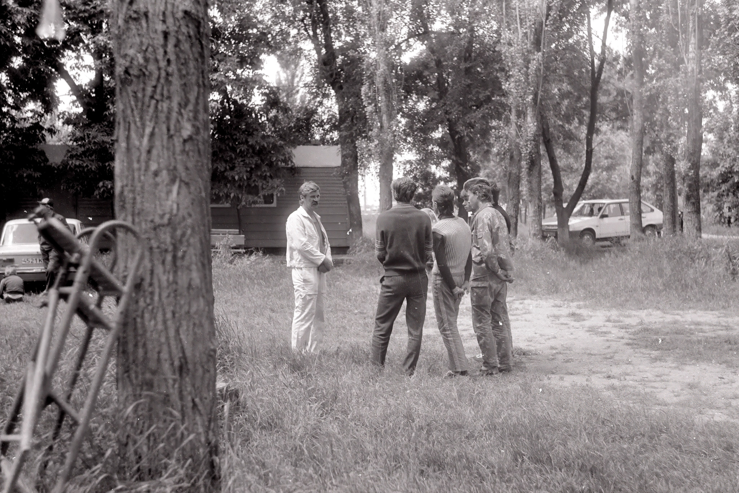 Парашютные сборы 1990 год съемка на ч/б пленку оцифровка 2024 год. Профессиональная фотосъемка. Ростов-на-Дону