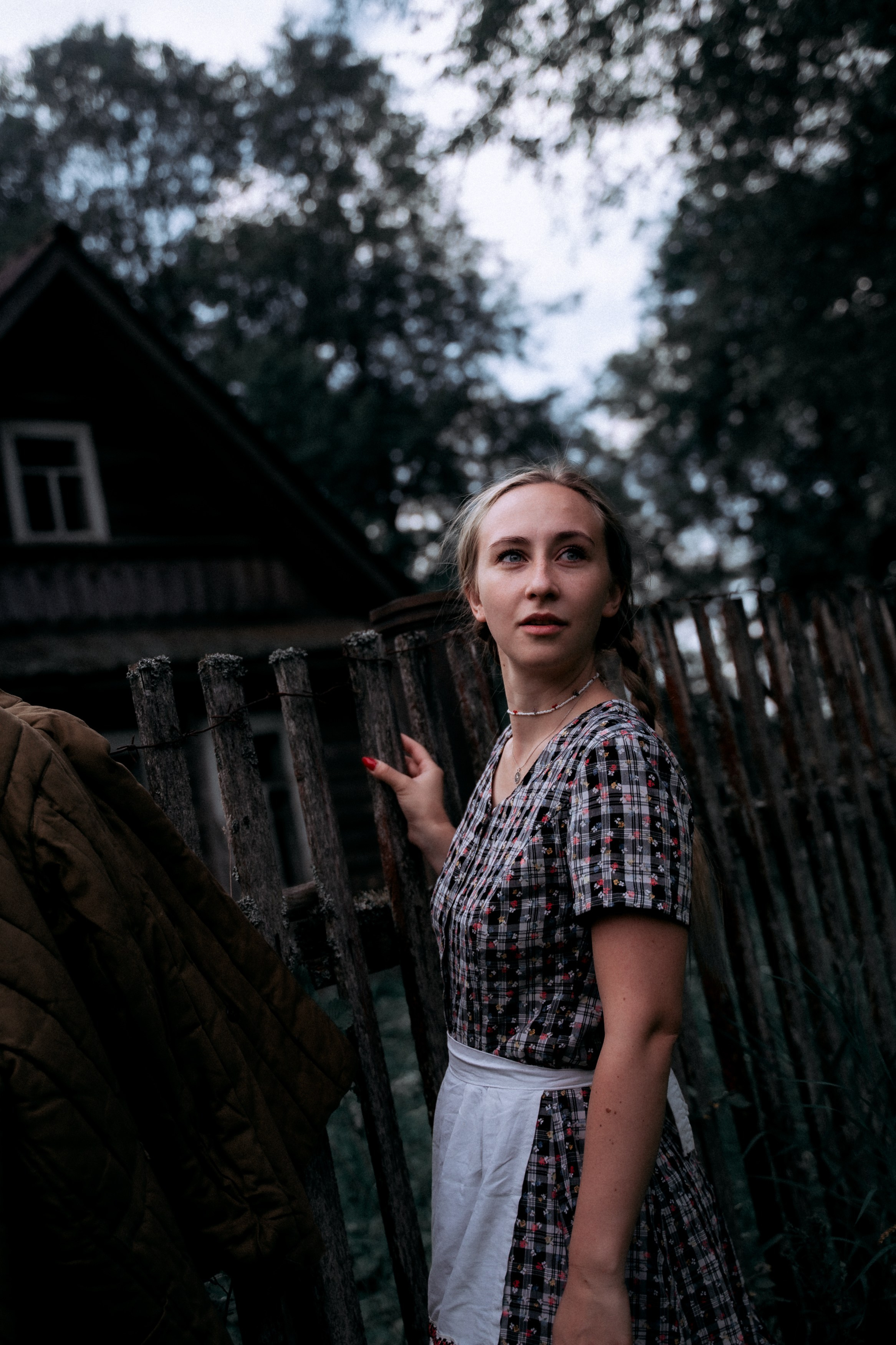 Лера и Юля. Ищем потаённое. Портретный и предметный фотограф в Санкт-Петербурге