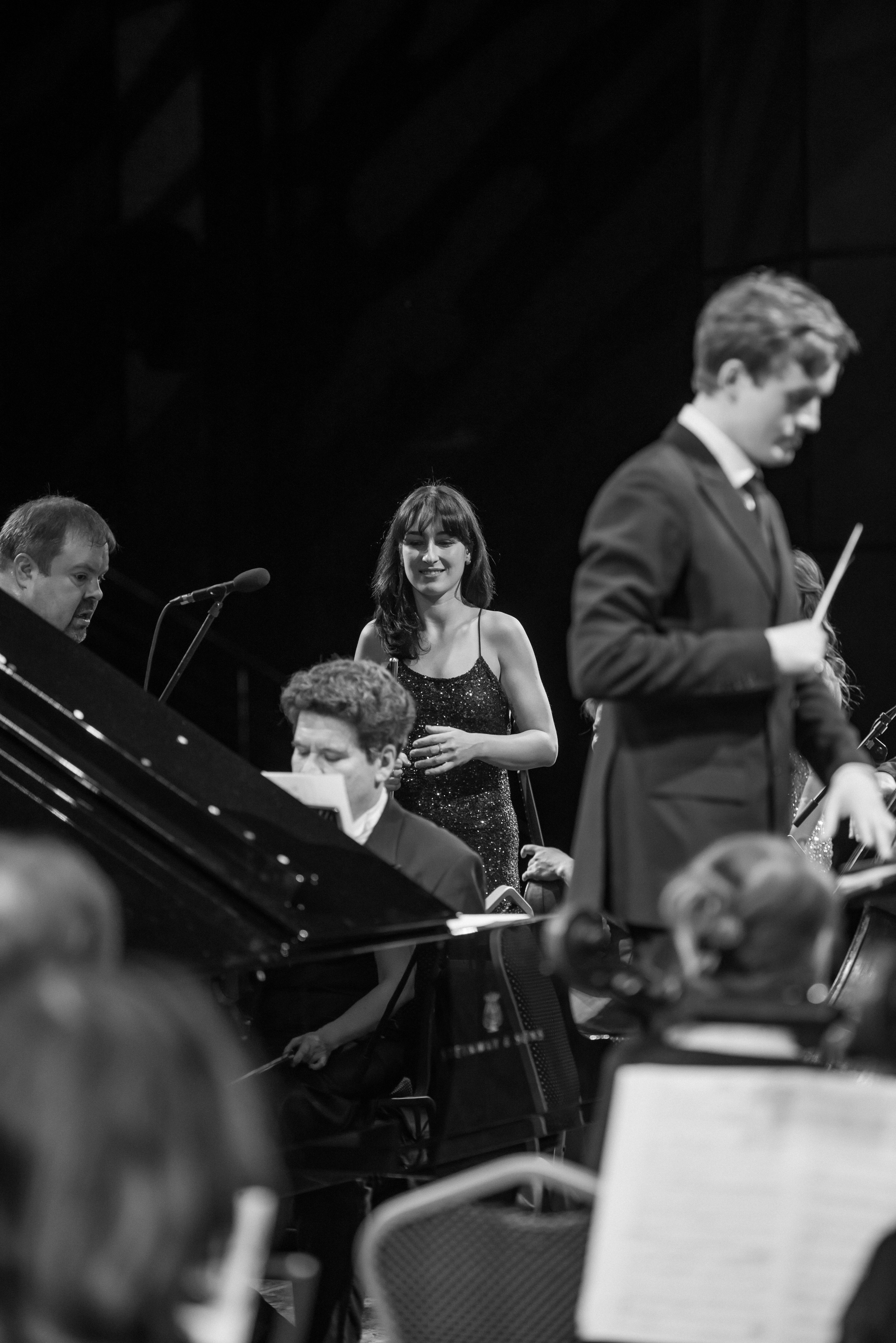 •Концерты. Фотограф Ксения Шевкопляс. г. Калининград. Кинематографический стиль — эстетика и истории, рассказанные через объектив