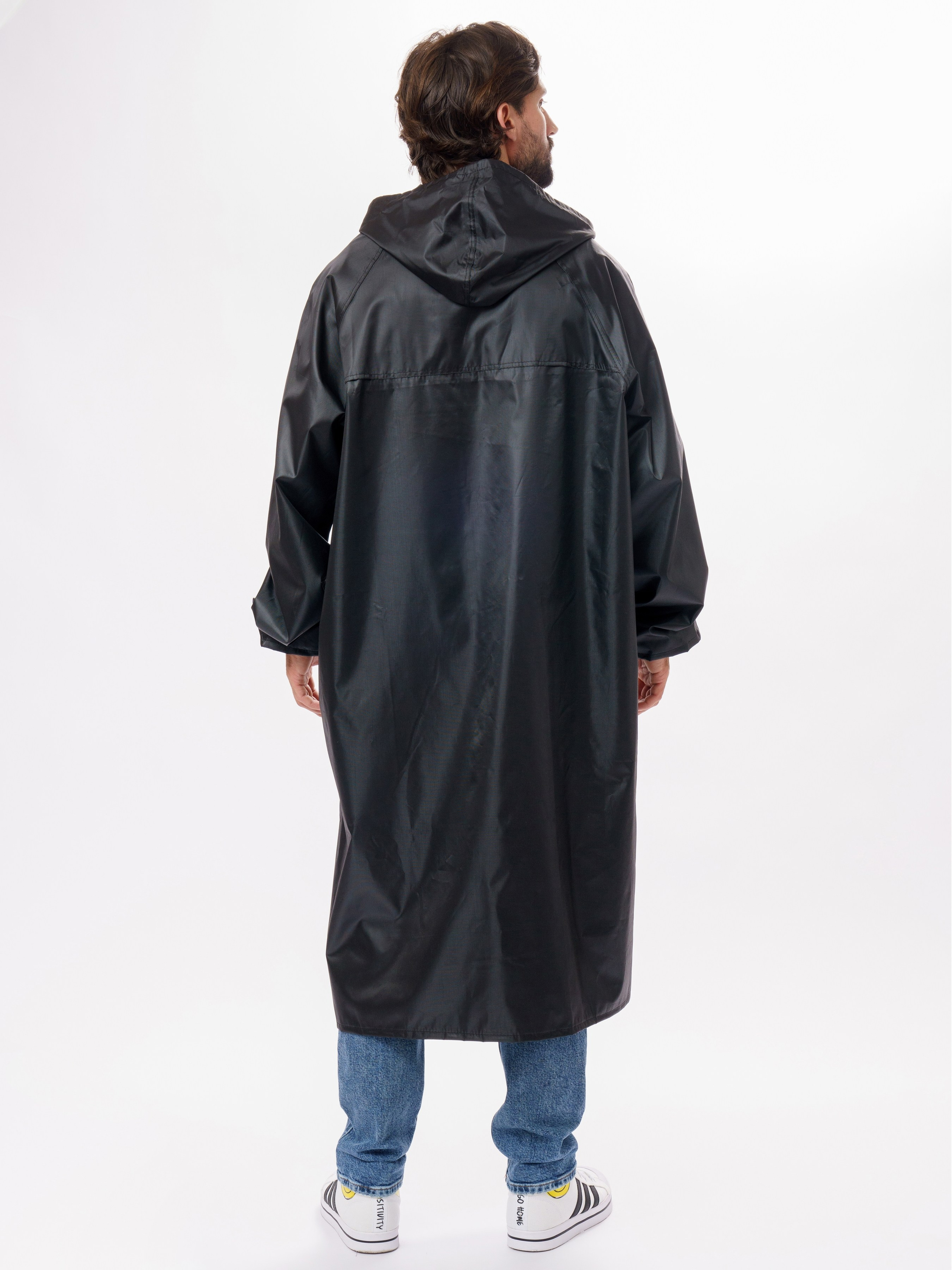 Дождевики, парная съемка. KED Production — продакшн из СПб. Создаём фото, видео и контент, который помогает брендам и селлерам продавать больше