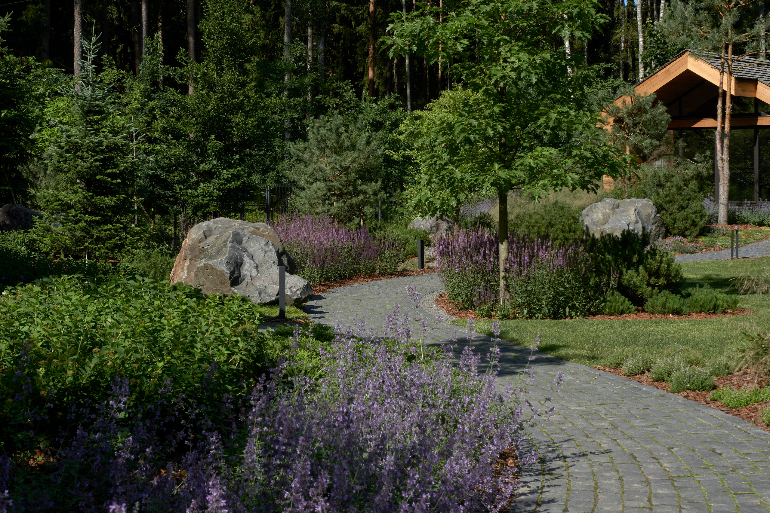 Ландшафтный и интерьерный фотограф Наталья Соловьева. Фотосъемка сада Усадьба Хрустальное для Валерия Федотова и ландшафтной студии lburo | interioto