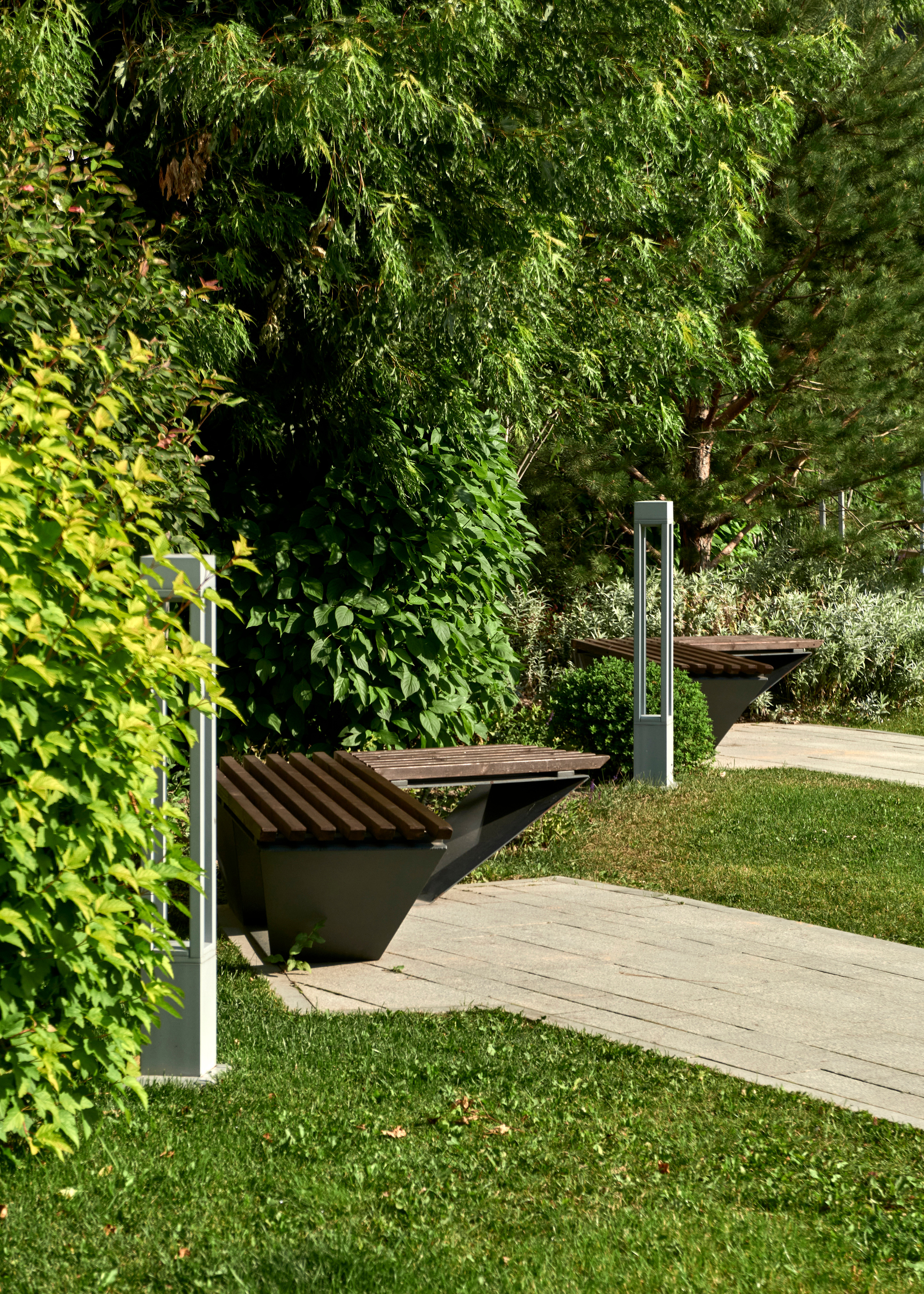 Ландшафтный и интерьерный фотограф Наталья Соловьева. Фотосъемка озеленения территории ЖК Bauhaus для ландшафтной студии lburo | interioto