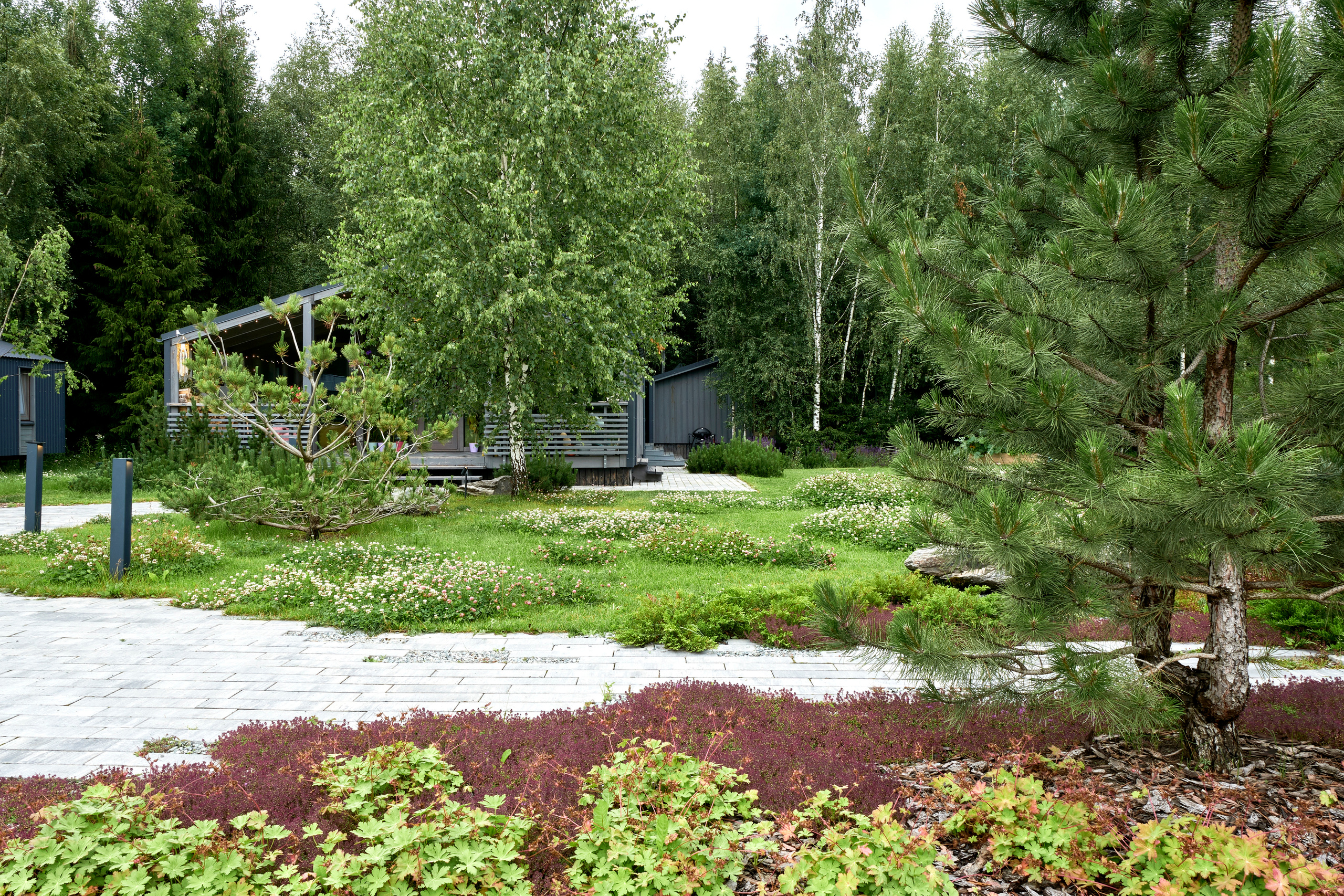 Ландшафтный и интерьерный фотограф Наталья Соловьева. Фотосъемка проекта сада Дубльдомово для ландшафтной студии L.BURO | interioto