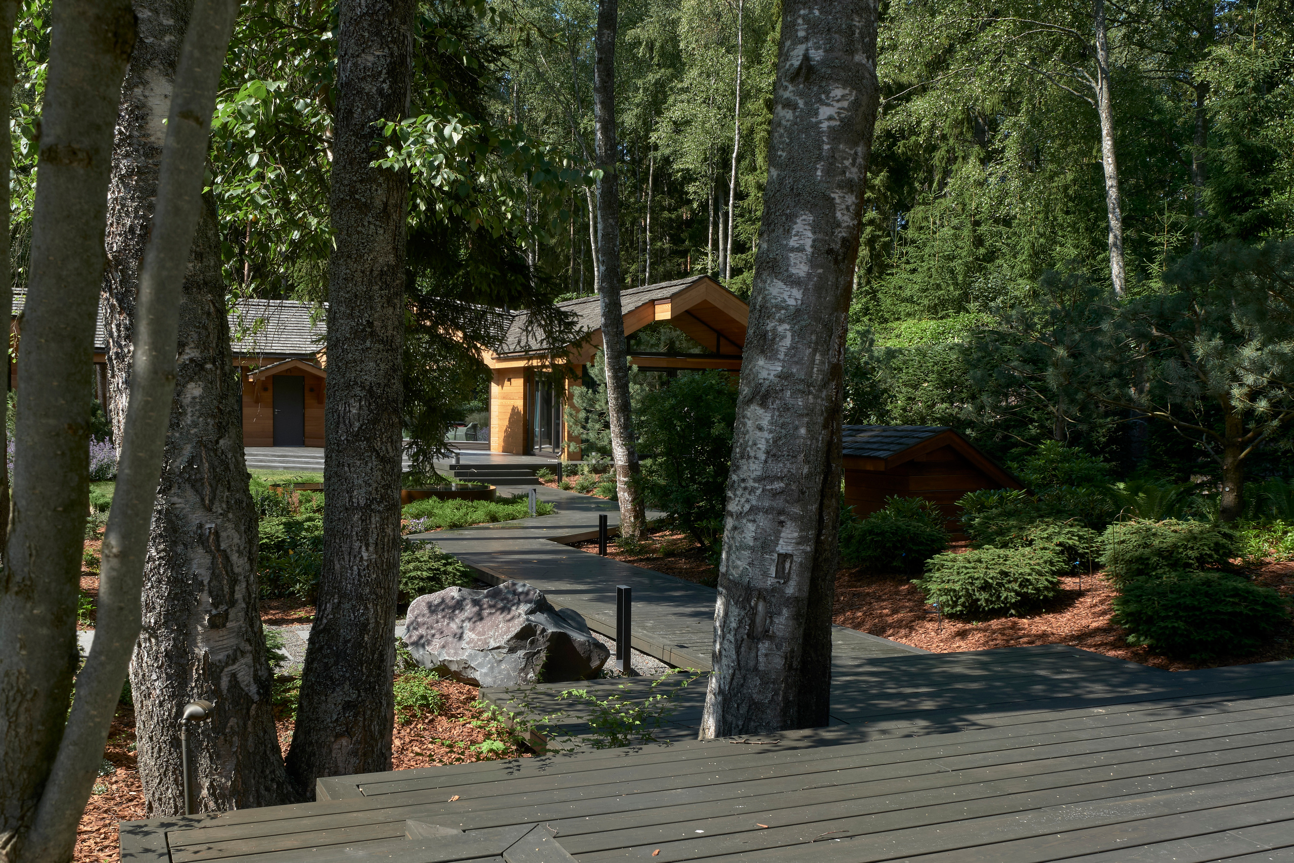 Ландшафтный и интерьерный фотограф Наталья Соловьева. Фотосъемка сада Усадьба Хрустальное для Валерия Федотова и ландшафтной студии lburo | interioto