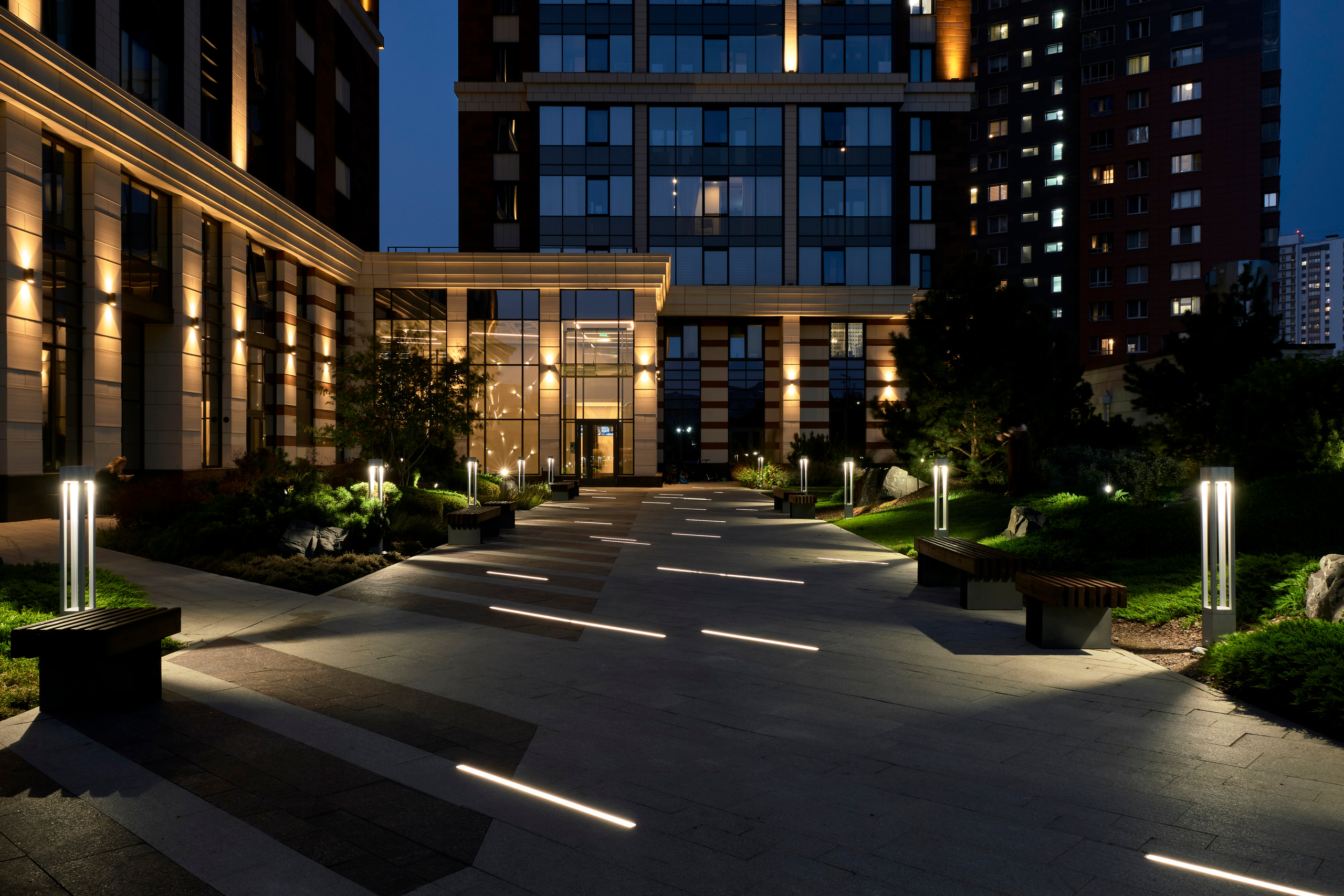 Ландшафтный и интерьерный фотограф Наталья Соловьева. Фотосъемка озеленения территории ЖК Bauhaus для ландшафтной студии lburo | interioto