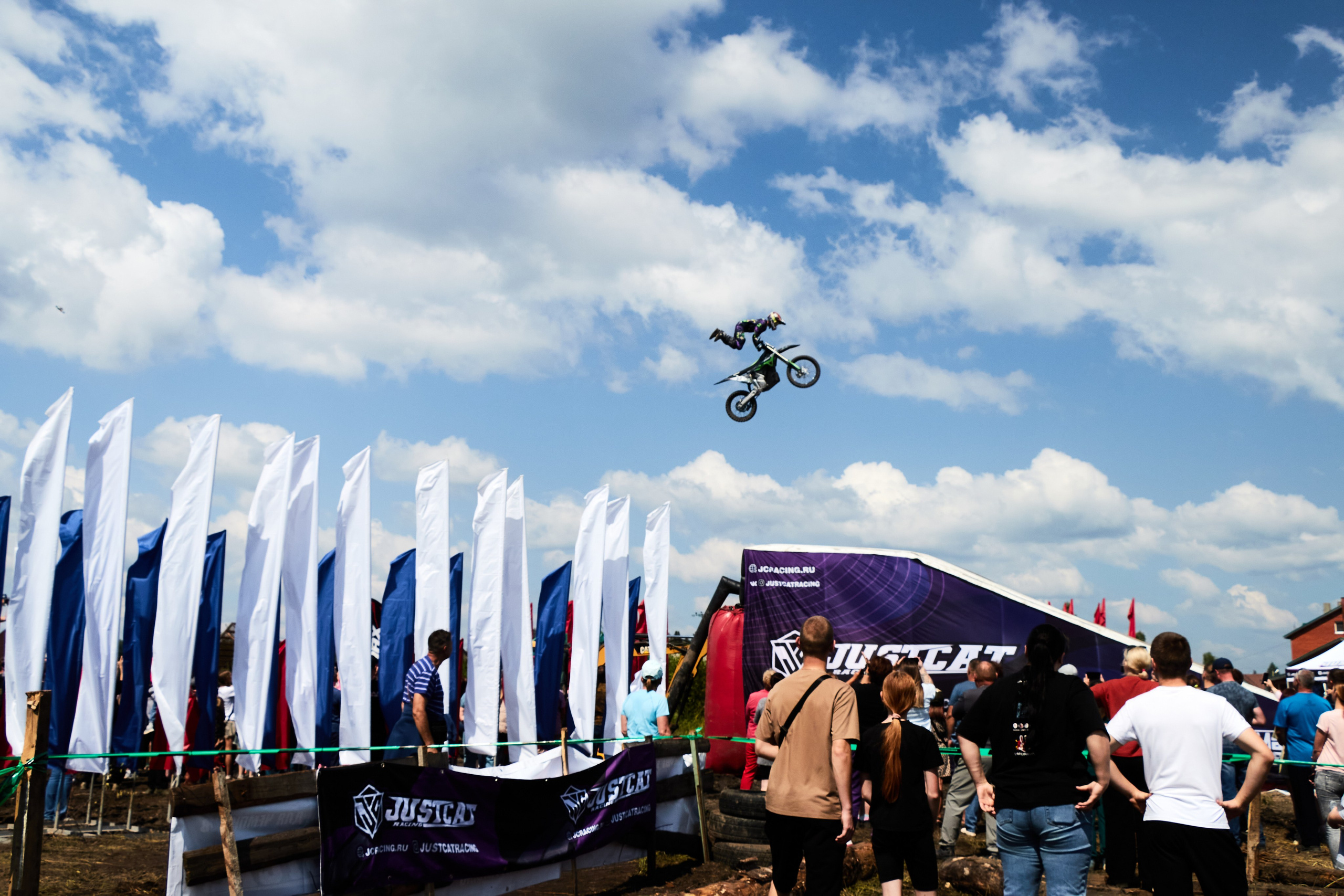 JustCatFest 2026 фото. Олег Романов. Мастер фото по спорту