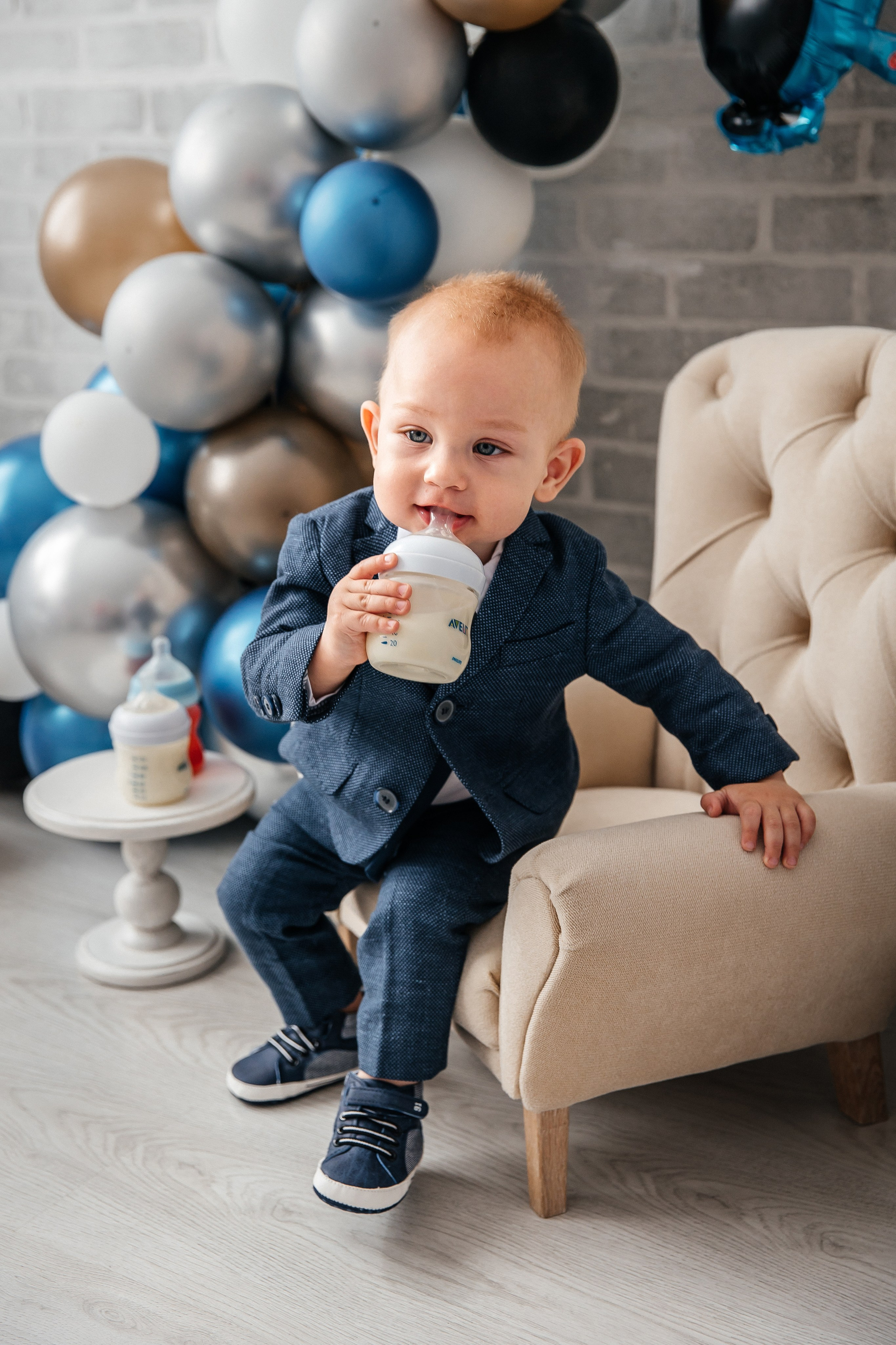 С шарами. Детский фотограф, выпускные альбомы в Нижнем Новгороде Бодягина Мария