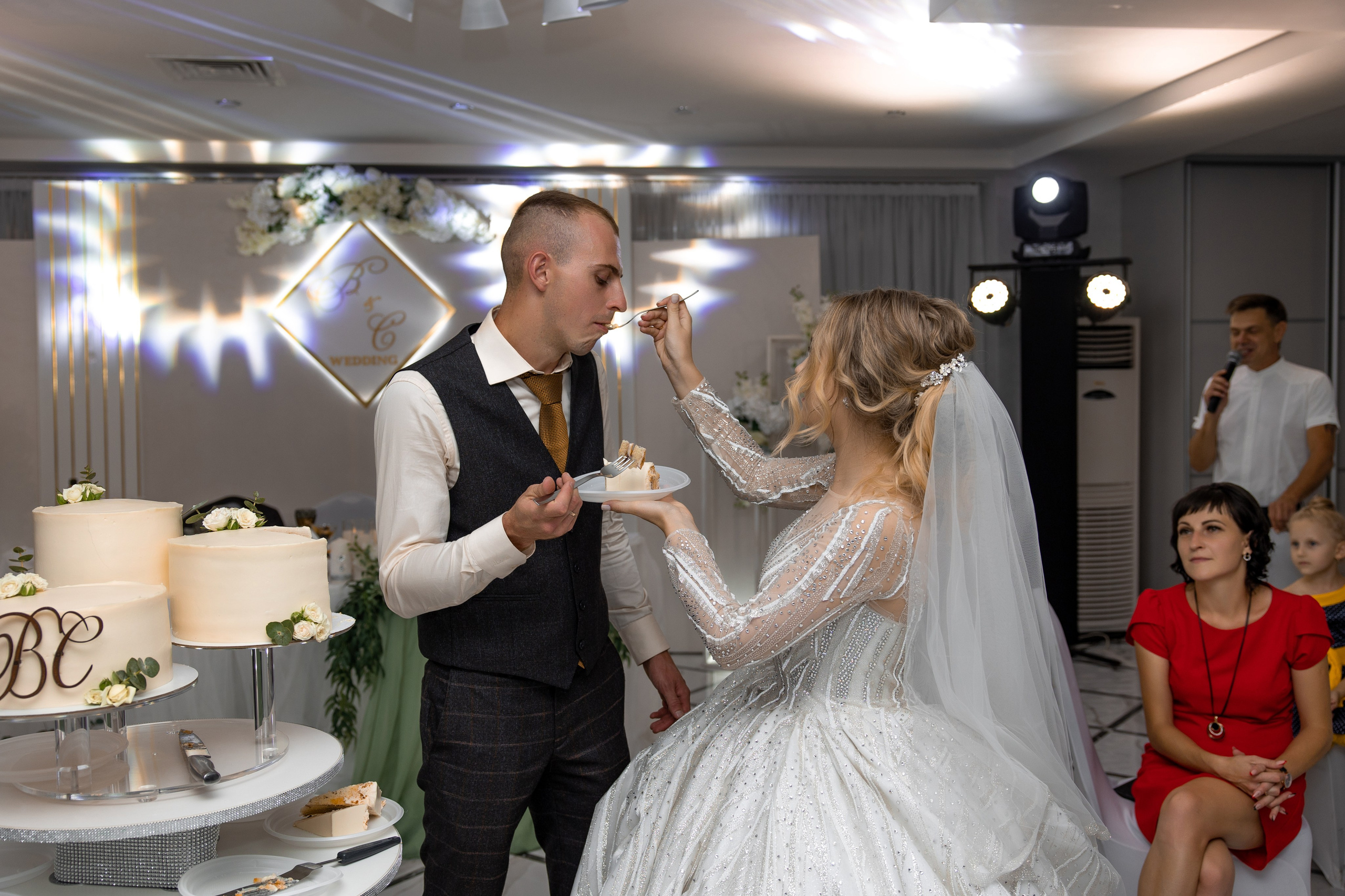 Виталий и Софья. Видеосьемка, фотосьемка свадеб, юбилеев, утренников в Краснодарском кр