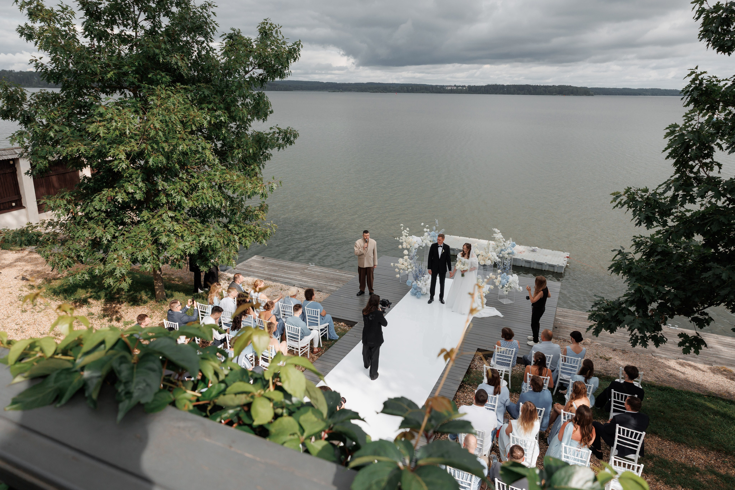 Свадебная фотосессия в отеле Сенешаль. Свадебный и репортажный фотограф (Москва, Королев и другие)