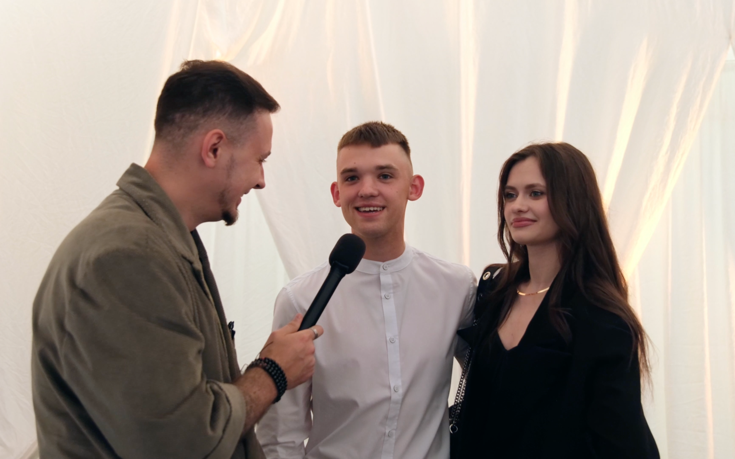 Свадебное SDE интервью в Ива Парк. Репортажный видеограф Илья Сухоносиик