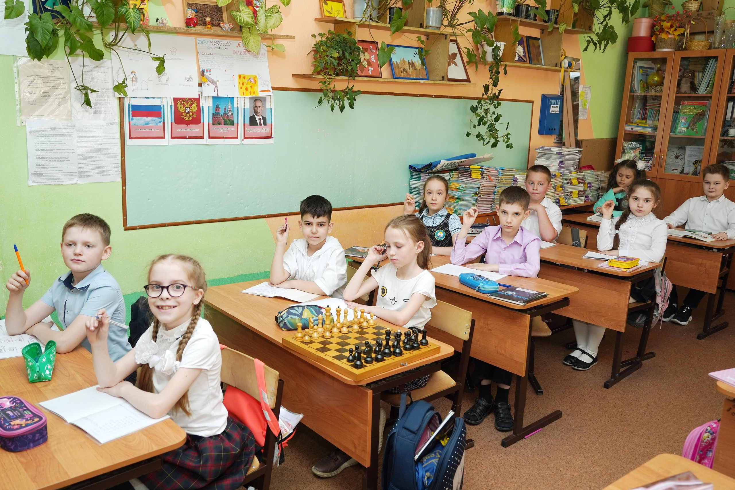 Пример школьных фото из альбомов. Фотограф, видеооператор Нина Коршунова