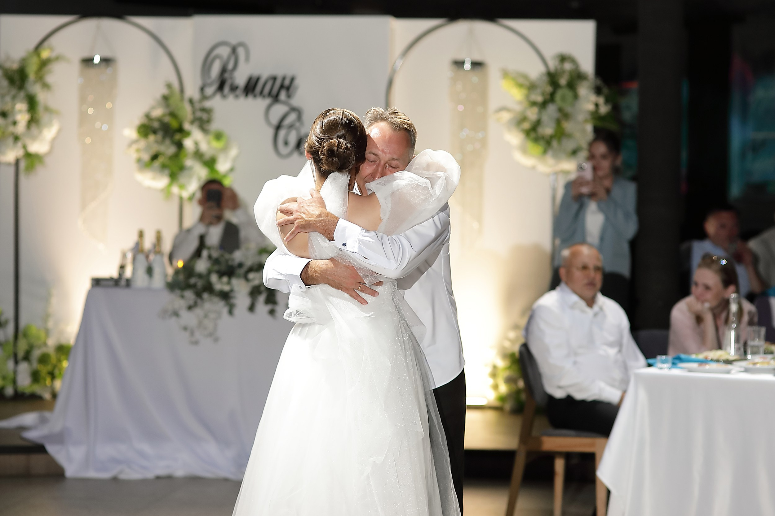 Роман и Софья. Свадебный и семейный фотограф и видеограф в Екатеринбурге Полянские Тимур и Анастасия