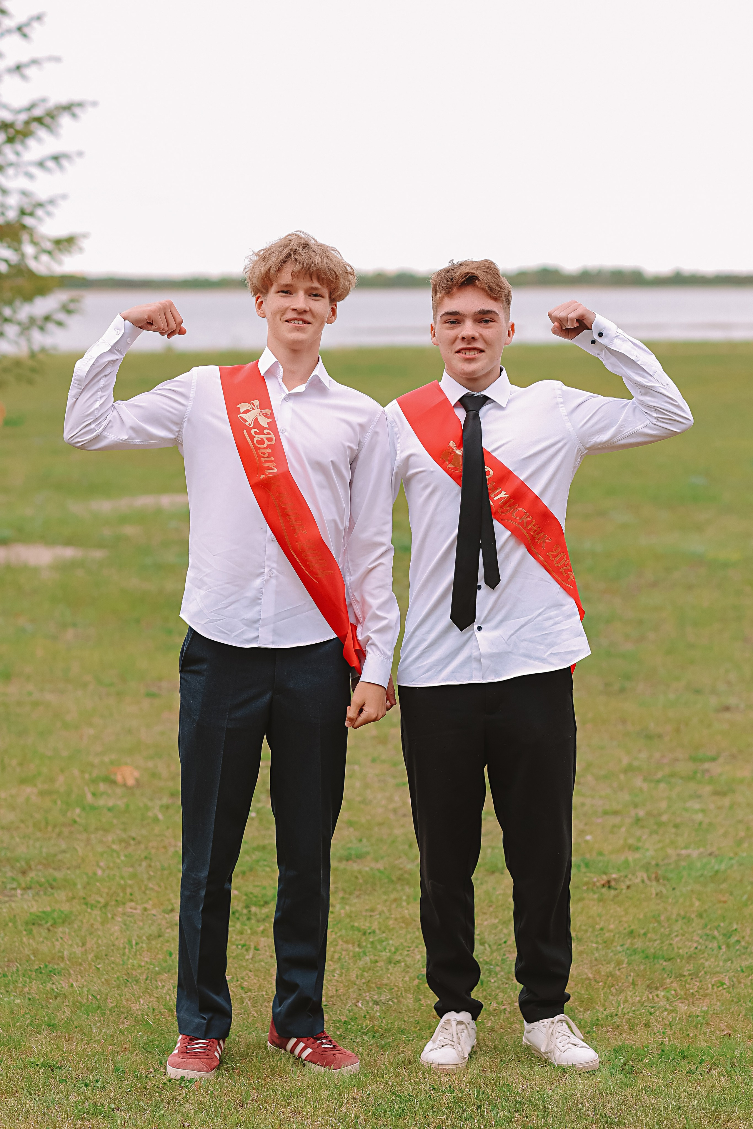 Последний звонок. Семейный фотограф Тюмень, фотограф на роды Салмина Мария