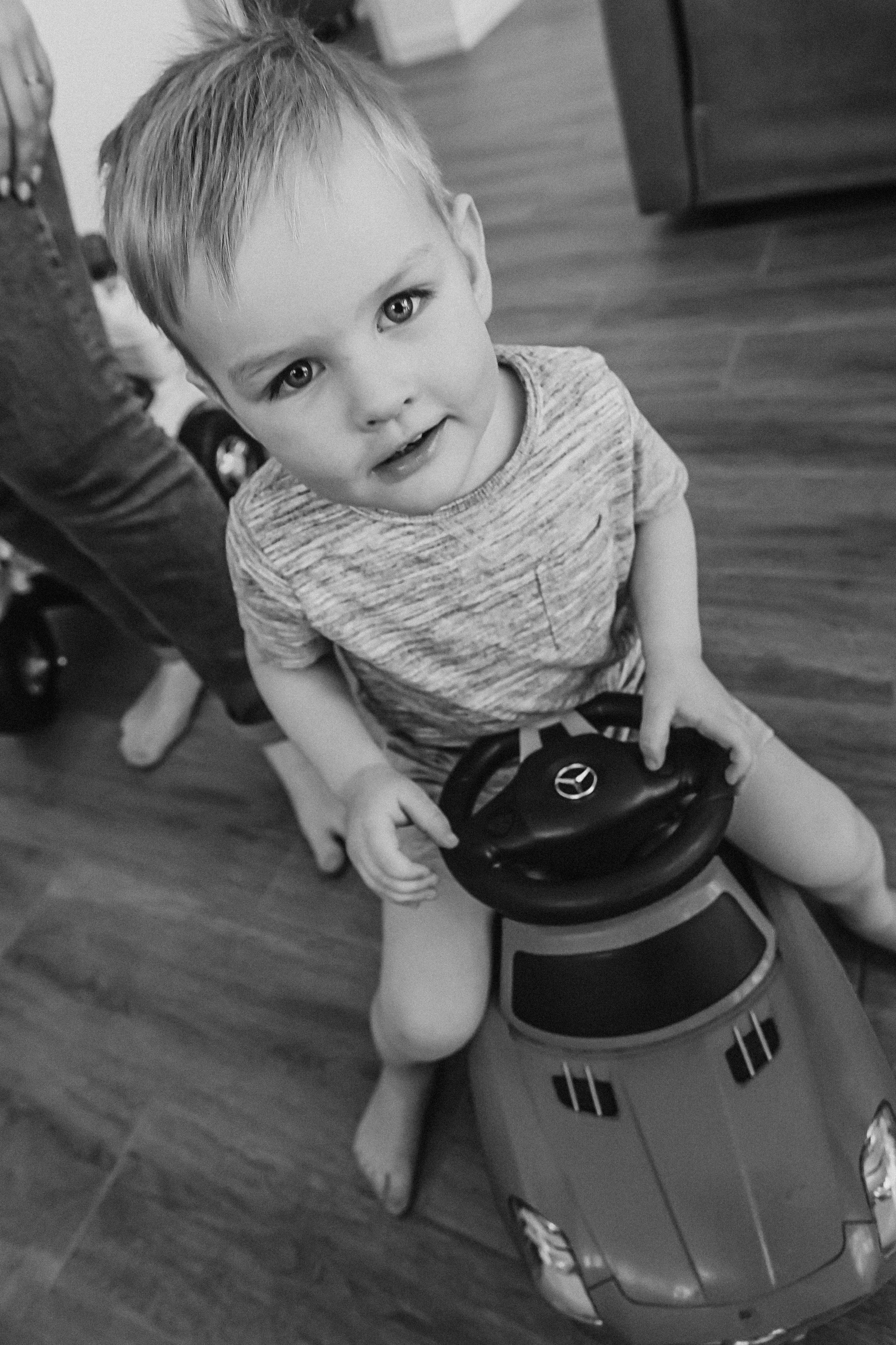 Семейная в домике (репортаж). Семейный фотограф Тюмень, фотограф на роды Салмина Мария