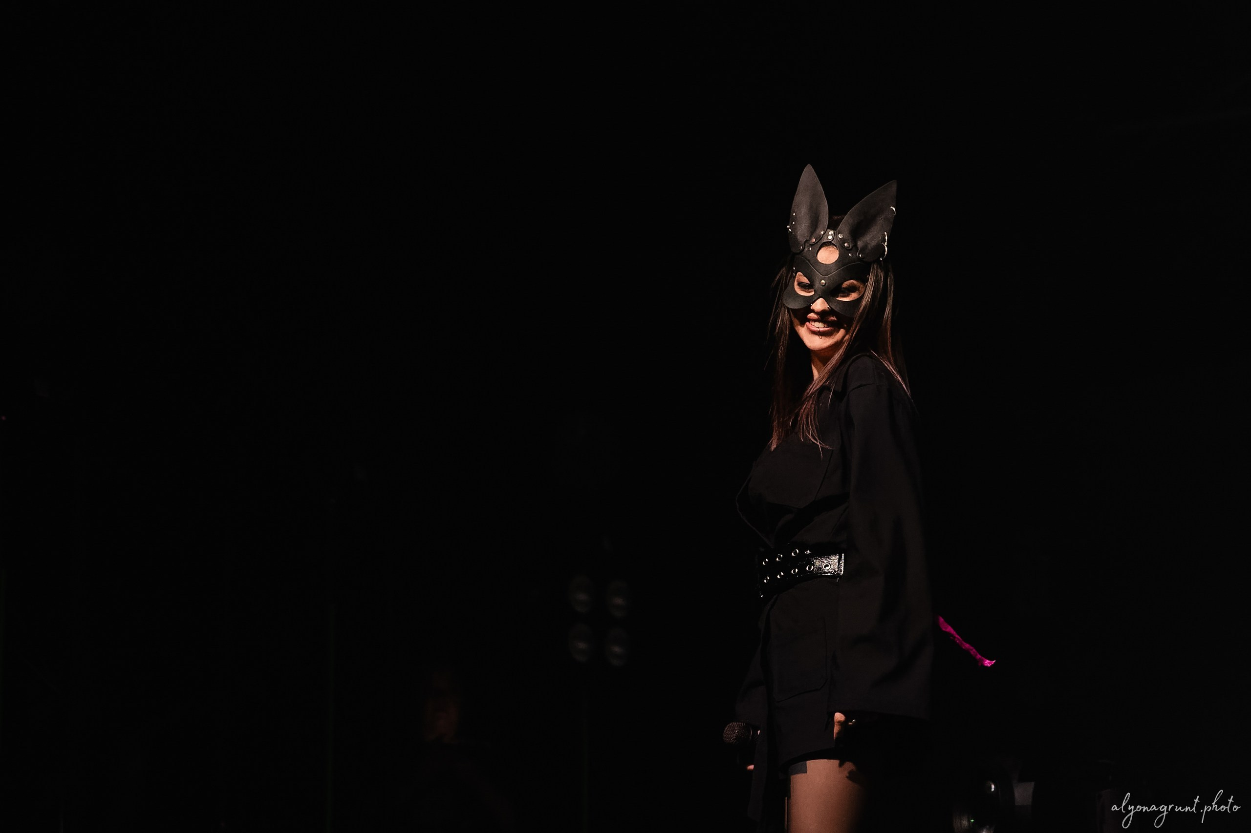 Пневмослон, фоторепортаж СПб, A2,17.10.2025. Алена Адрианова: фотограф в Санкт-Петербурге