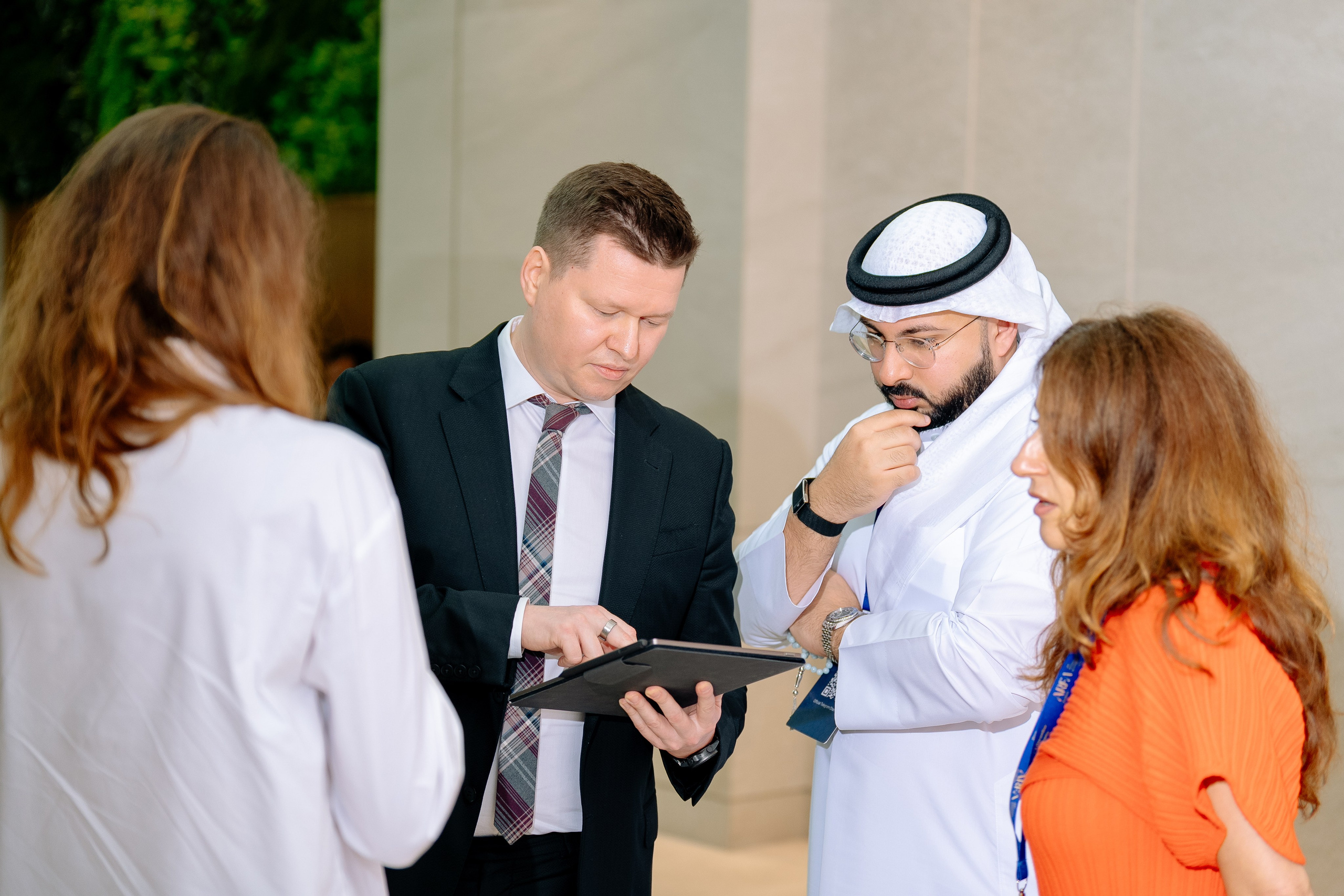 Форумы. Фотограф Альберт Адамян