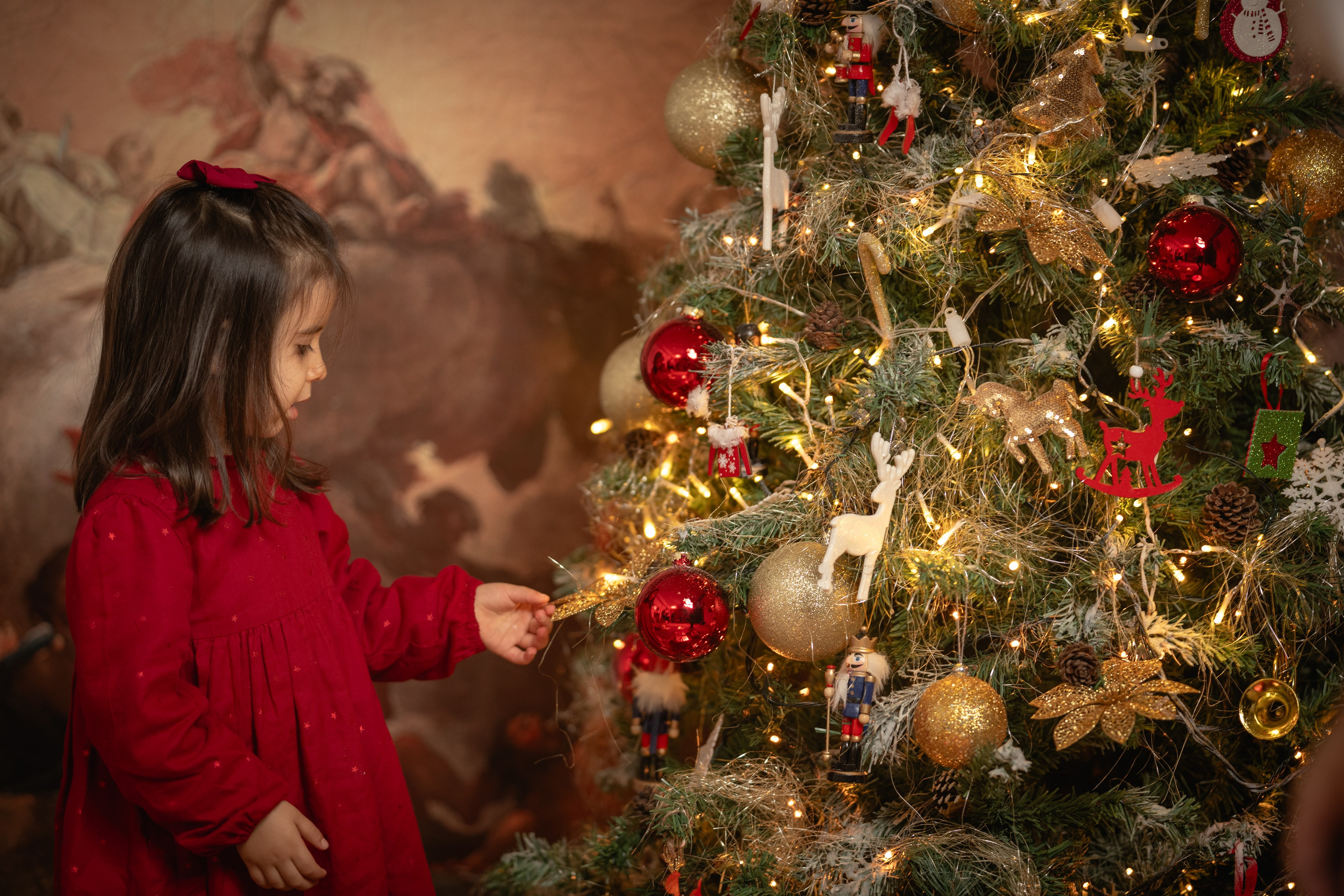 CATIA AND HER FAMILY. Anastasiia Antoniuk portrait, family and couple photographer, Portugal