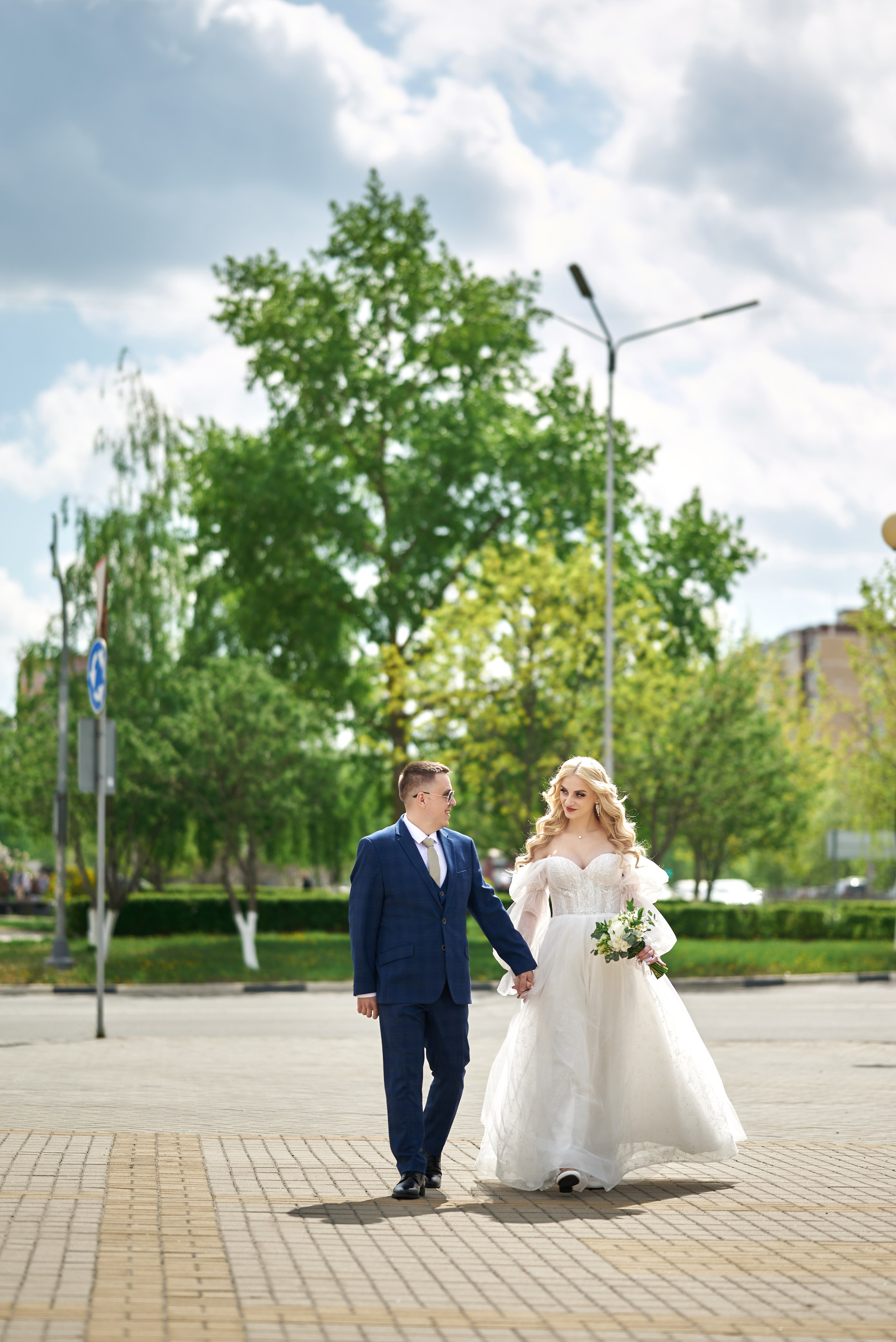 Фотограф Старый Оскол, Губкин. Свадебная фотосессия, доступная цена. Профессиональный фотограф Старый Оскол, Губкин — свадьба, венчание, крещение, юбилей и день рождения