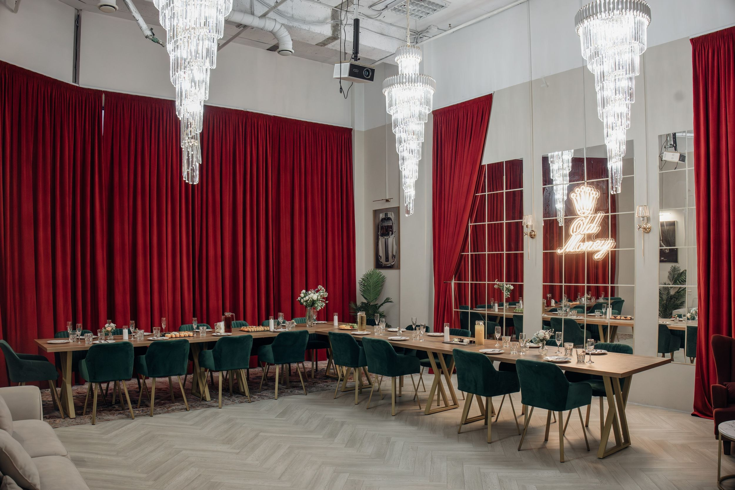 Площадь Карла Фаберже 8Е. Аренда лофта в СПб для мероприятий