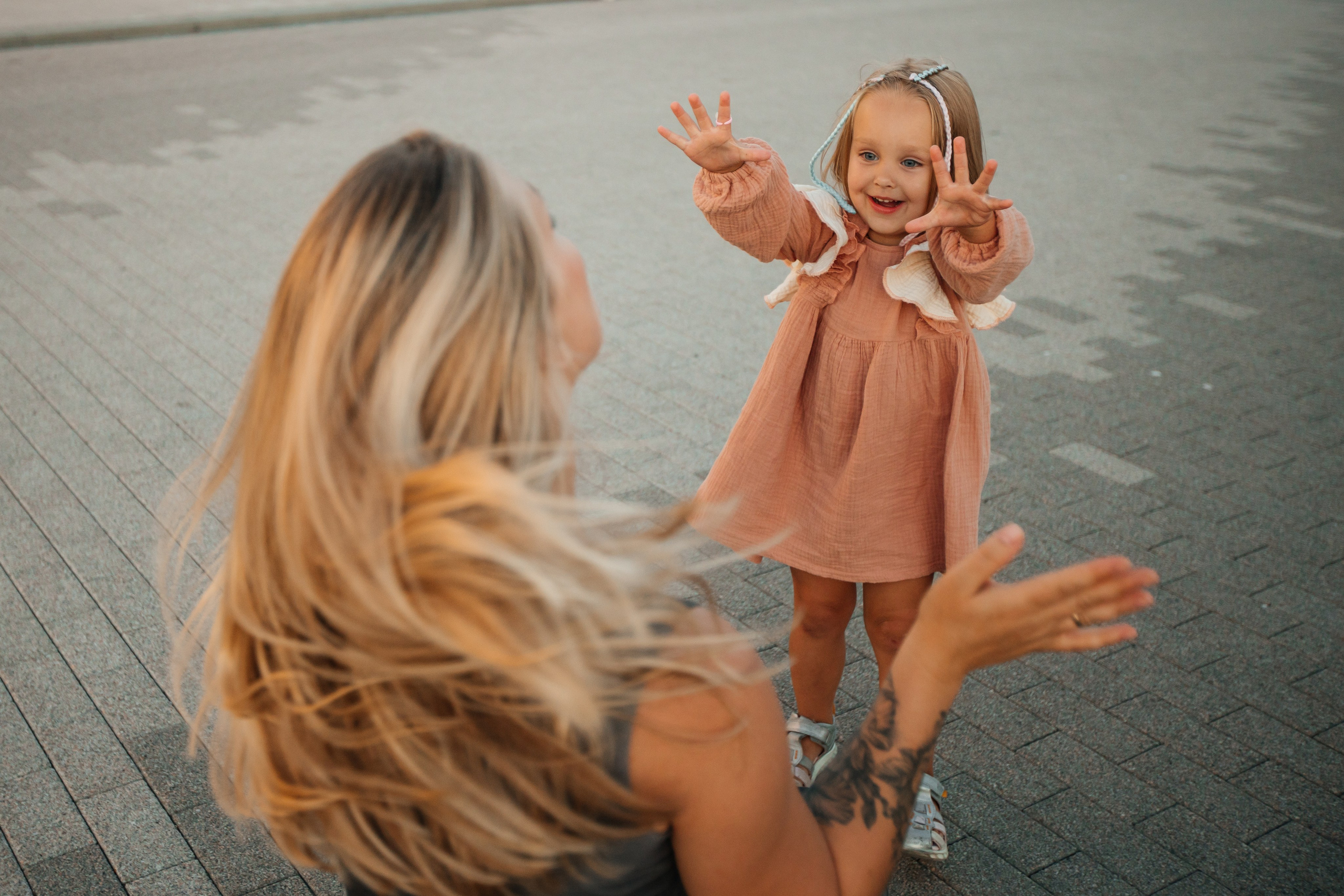 Таисия, Антон и две славных дочки. Фотограф в Сочи. Свадебная видеосъемка Сочи