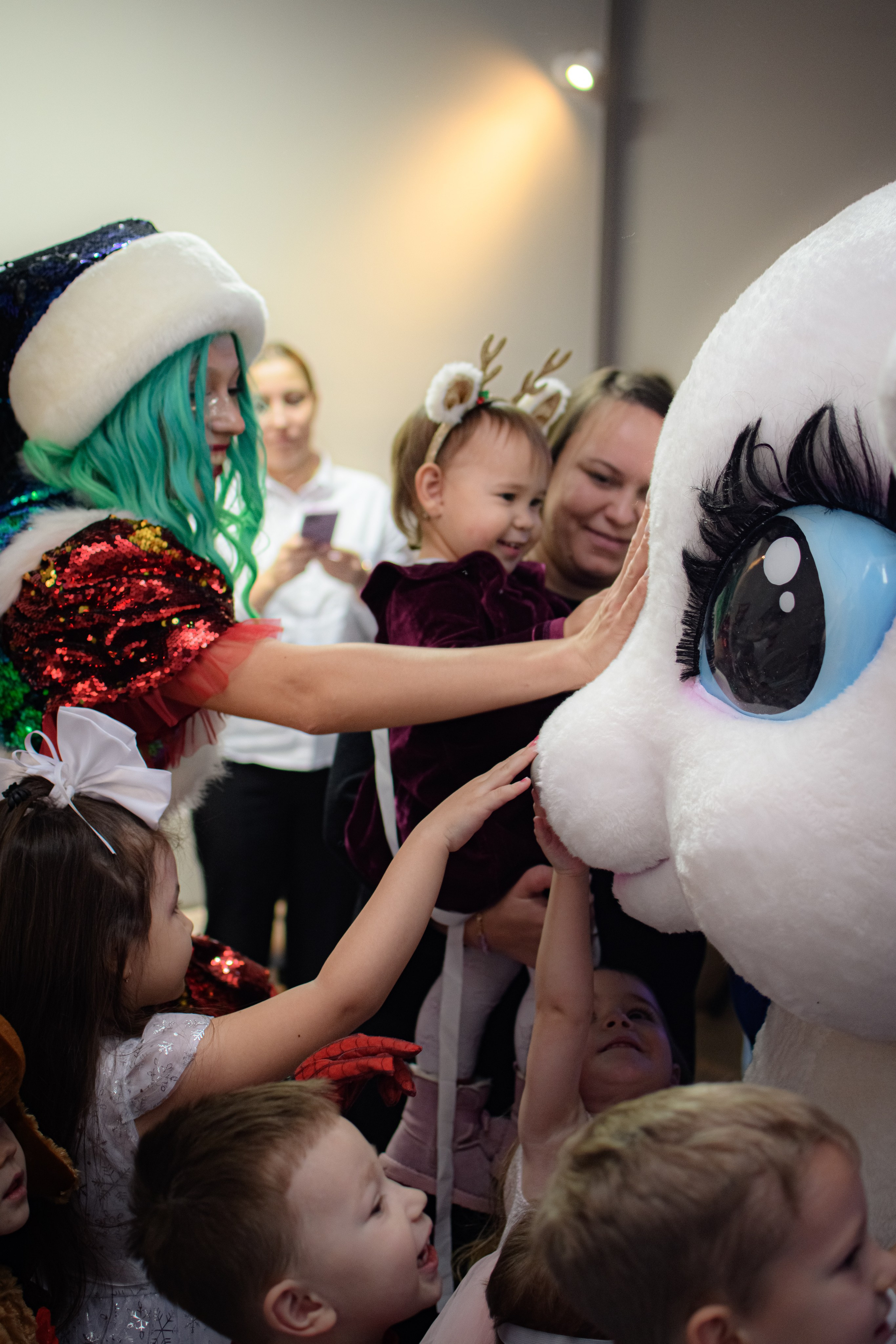 HAPPY NEW YEAR. Photokarish